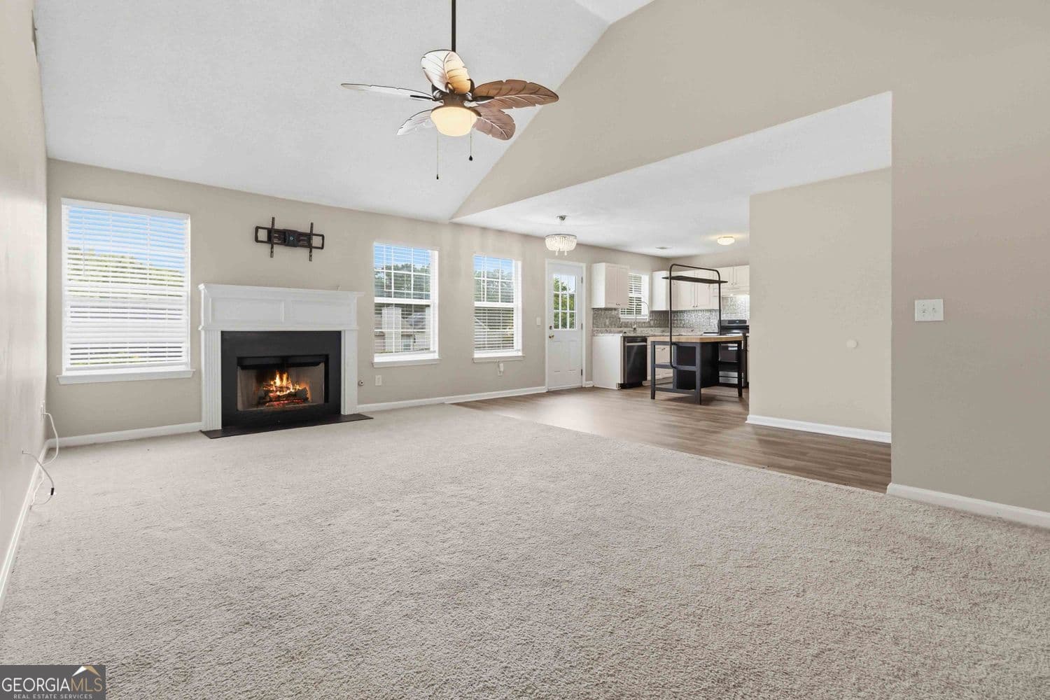 3 bedroom, 2 bathroom, 1,466 sq ft single family residence for sale at 2922 Knoll View Place, Douglasville, GA 30135 — photo 10