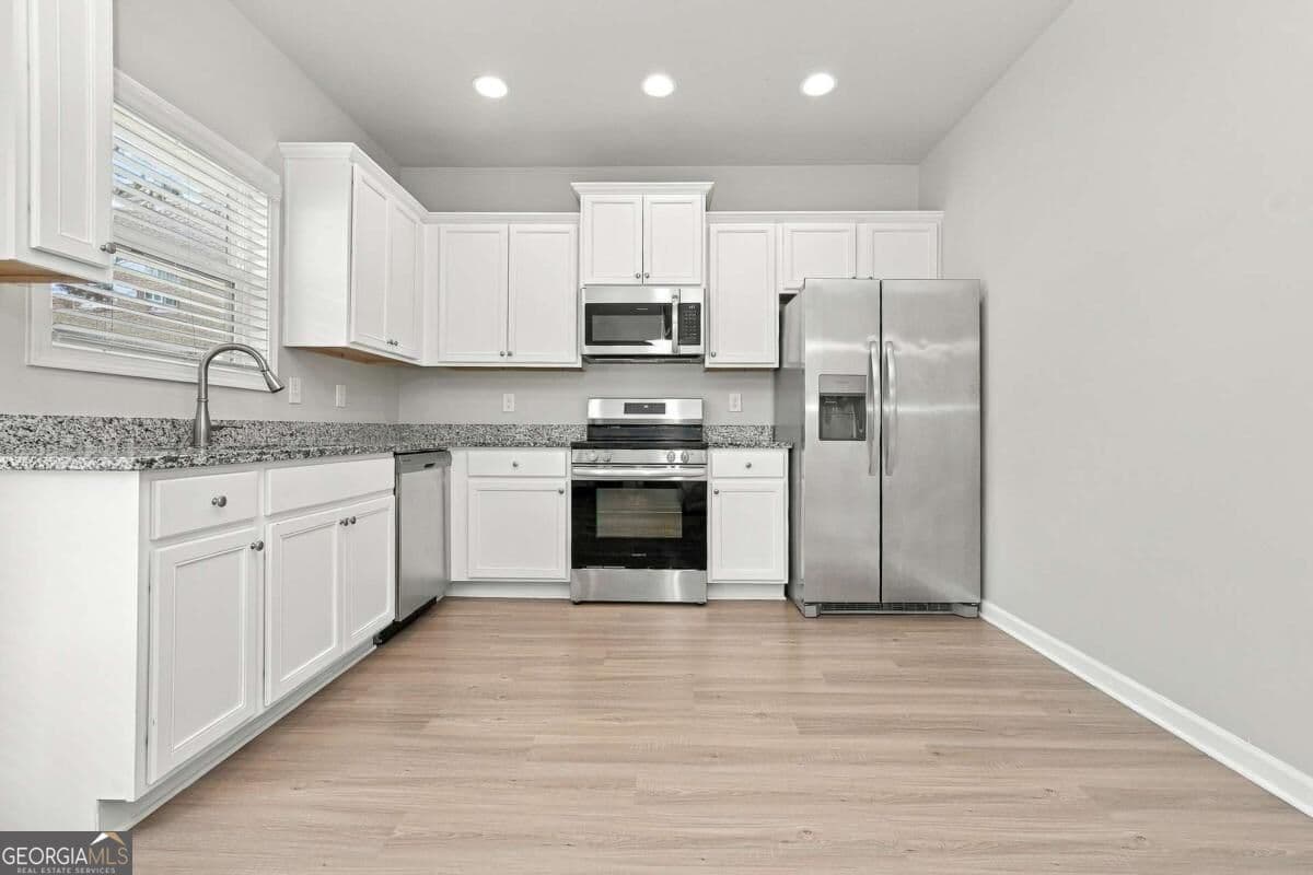 4 bedroom, 2 bathroom single family residence for rent at 130 Culver Street, Jackson, GA 30233 for $1,715 a month — photo 3