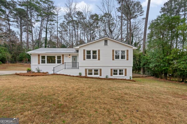 1831 Lullwater Circle, Macon, GA 31211 — most recent listing photo