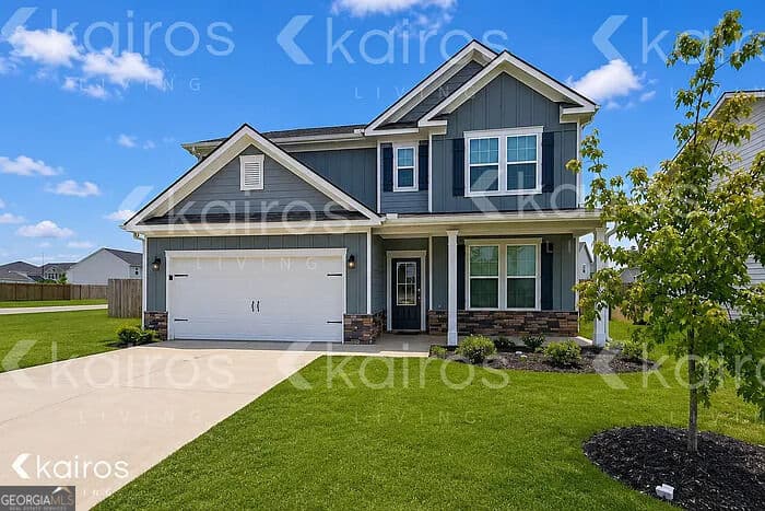 4 bedroom, 3 bathroom, 2,517 sq ft single family residence for rent at 101 Silver Maple Lane, Warner Robins, GA 31093 for $2,525 a month