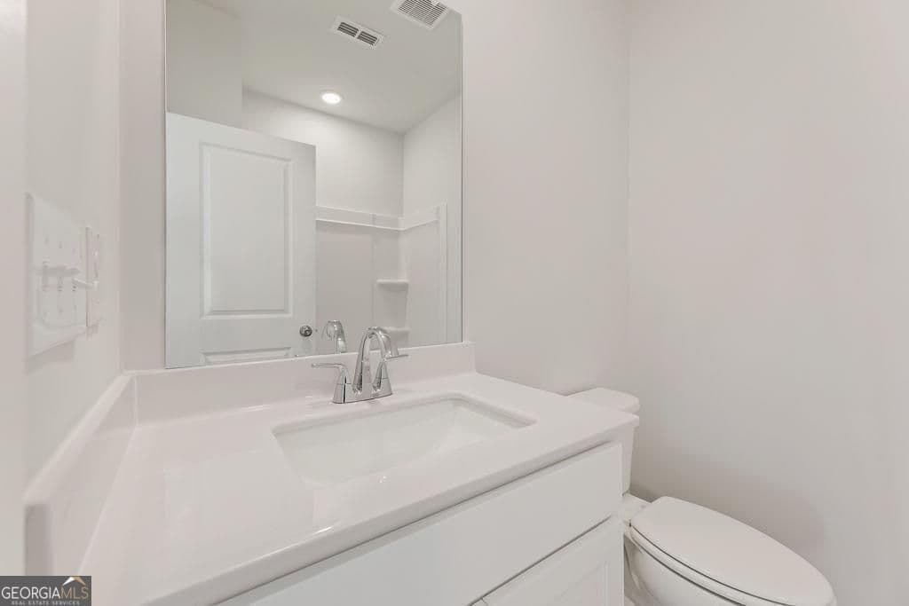 4 bedroom, 3 bathroom, 2,570 sq ft single family residence for sale at 60 Sanborne View Drive, Jefferson, GA 30549 — photo 8