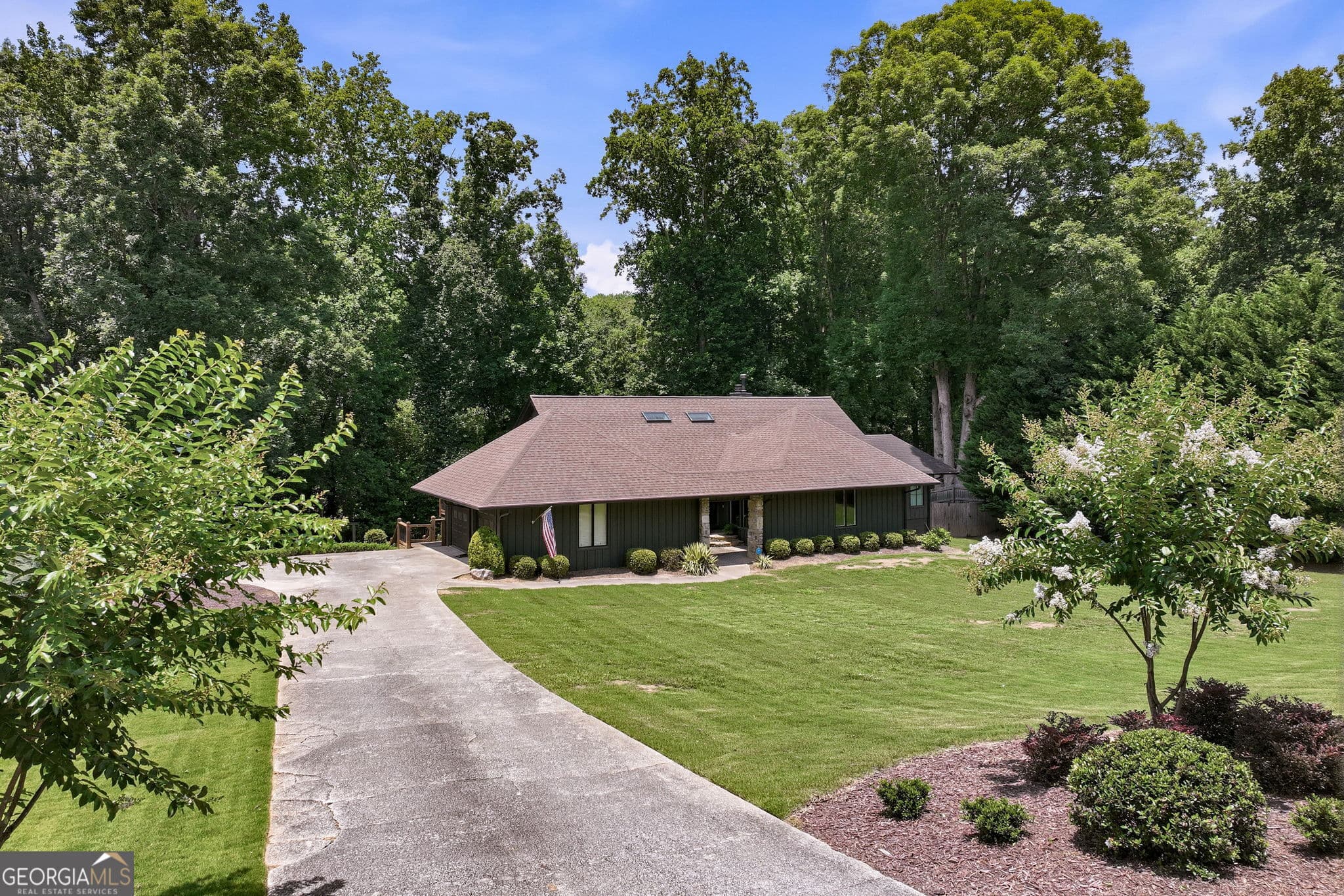 5 bedroom, 4 bathroom single family residence for sale at 143 Woodlake Drive, Gainesville, GA 30506 — photo 2