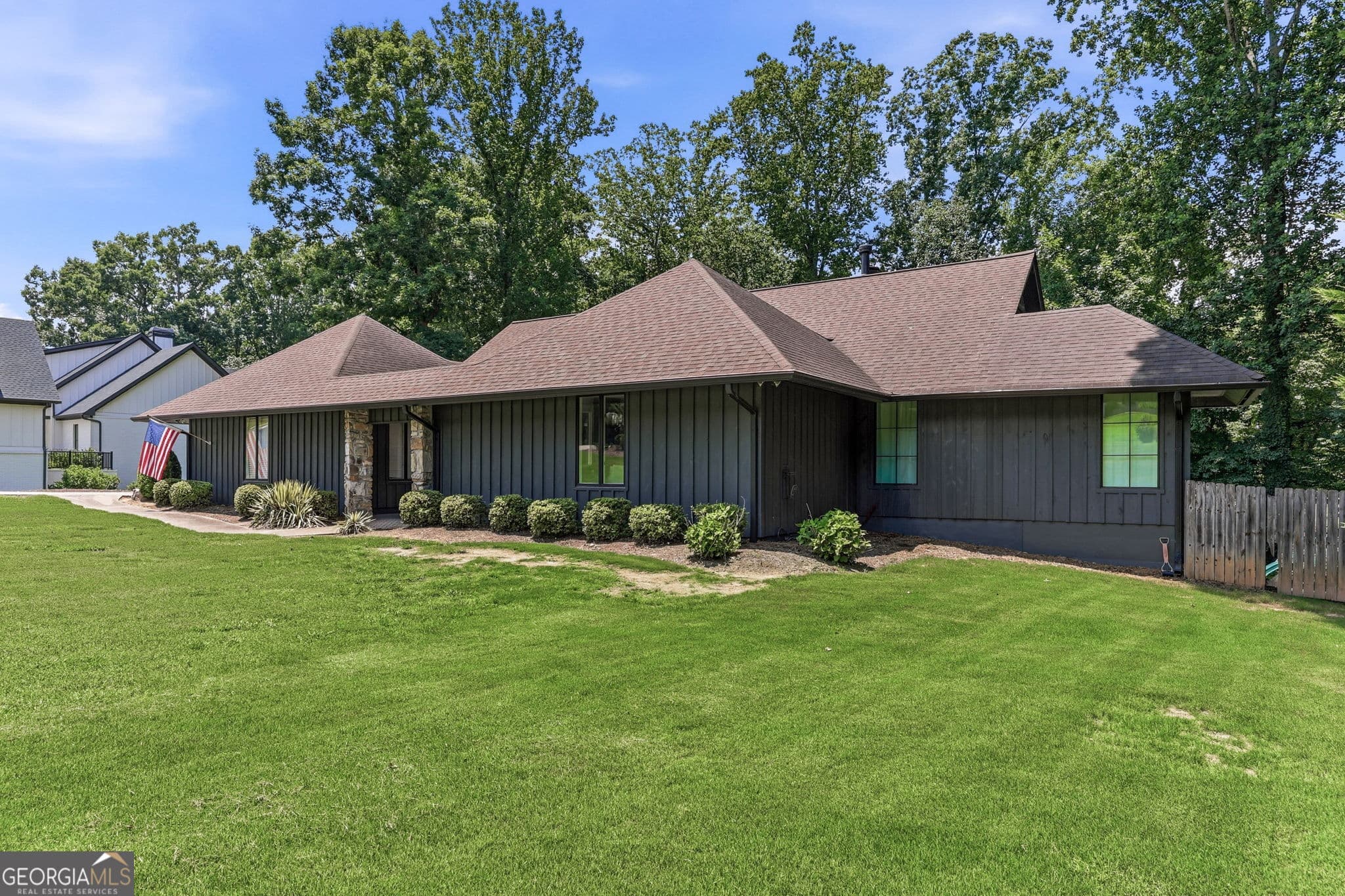 5 bedroom, 4 bathroom single family residence for sale at 143 Woodlake Drive, Gainesville, GA 30506 — photo 6