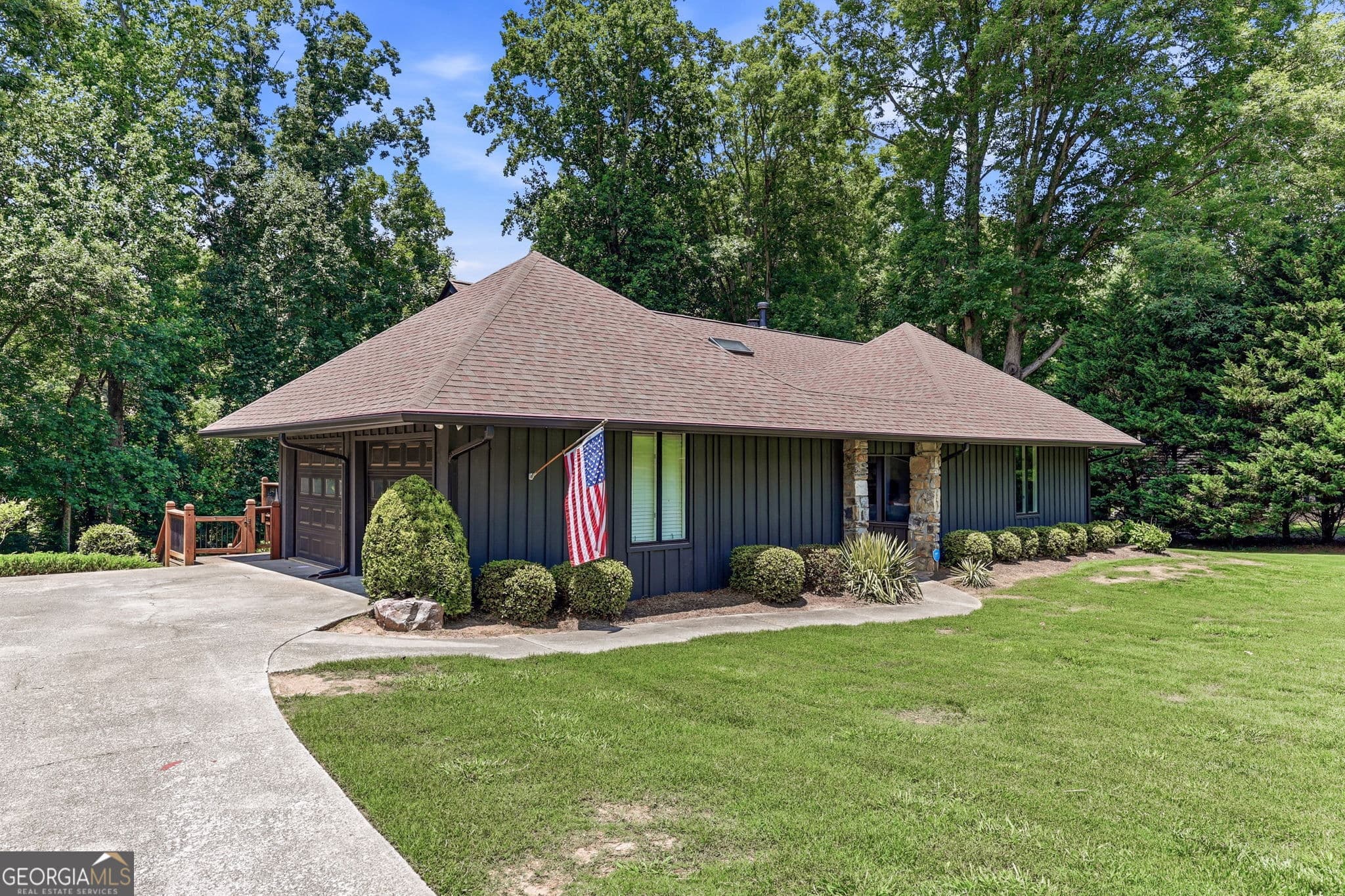 5 bedroom, 4 bathroom single family residence for sale at 143 Woodlake Drive, Gainesville, GA 30506 — photo 5