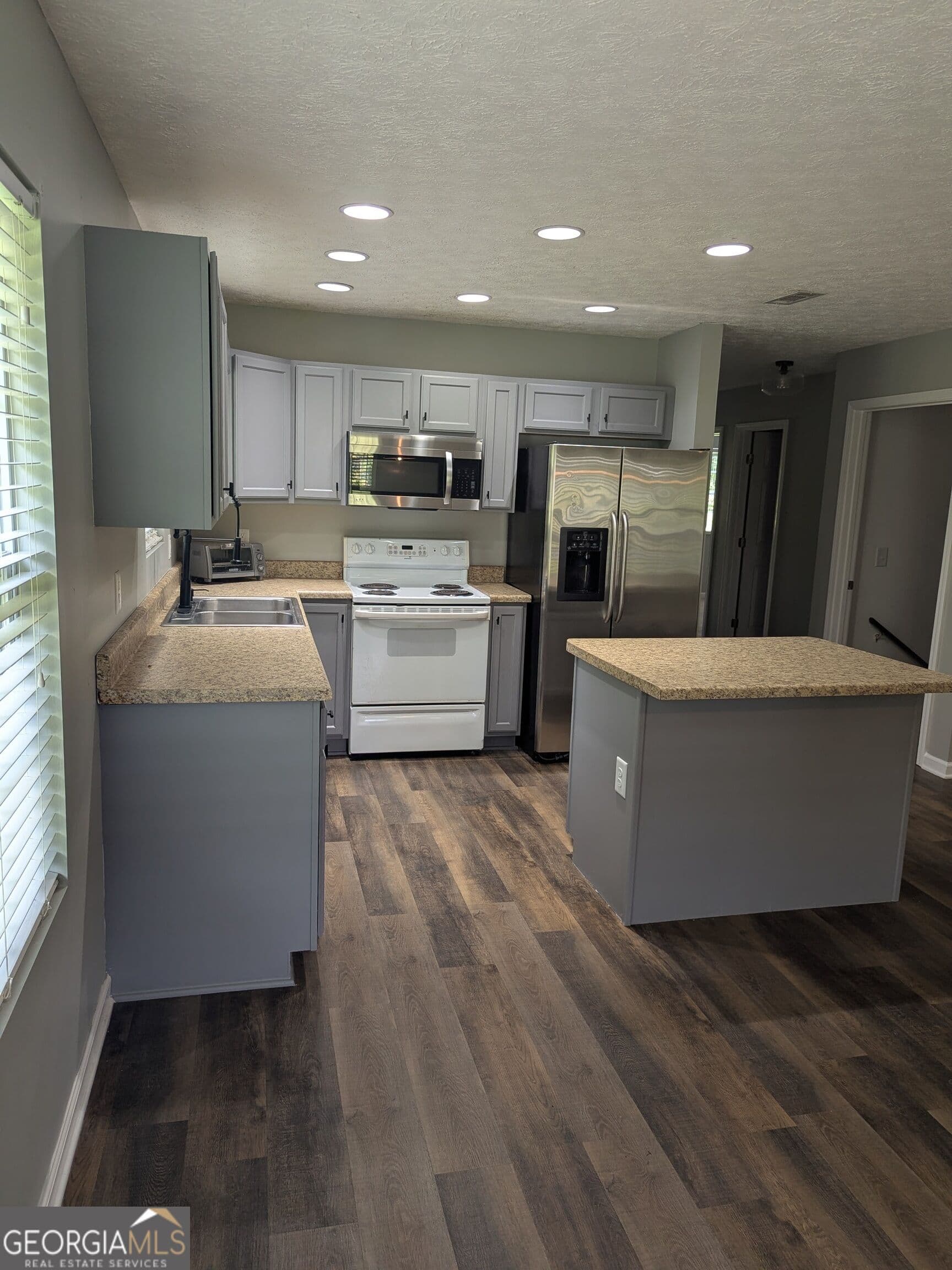 4 bedroom, 3 bathroom, 2,240 sq ft single family residence for sale at 58 E Pinewood Drive, Dahlonega, GA 30533 — photo 9