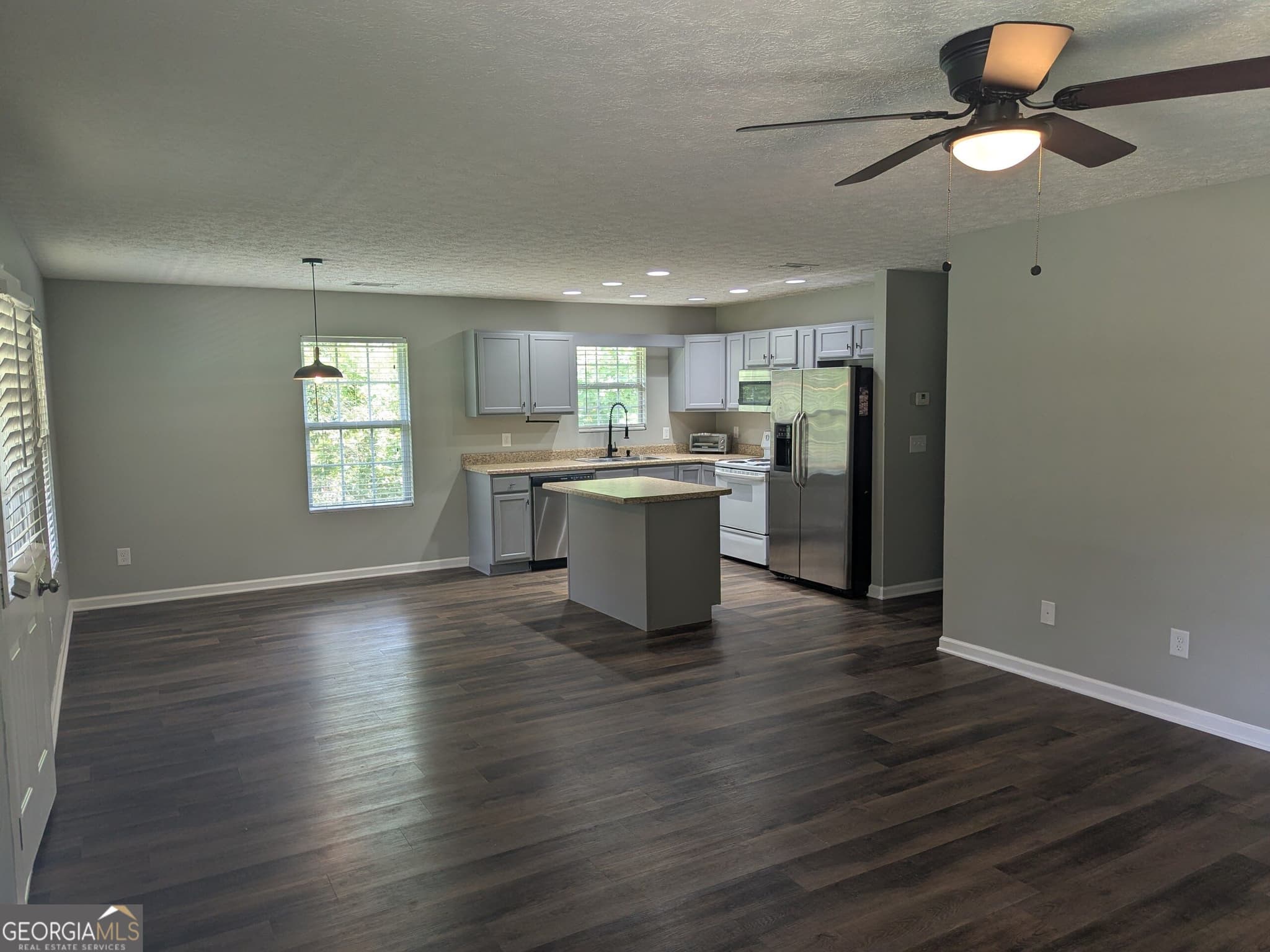 4 bedroom, 3 bathroom, 2,240 sq ft single family residence for sale at 58 E Pinewood Drive, Dahlonega, GA 30533 — photo 8