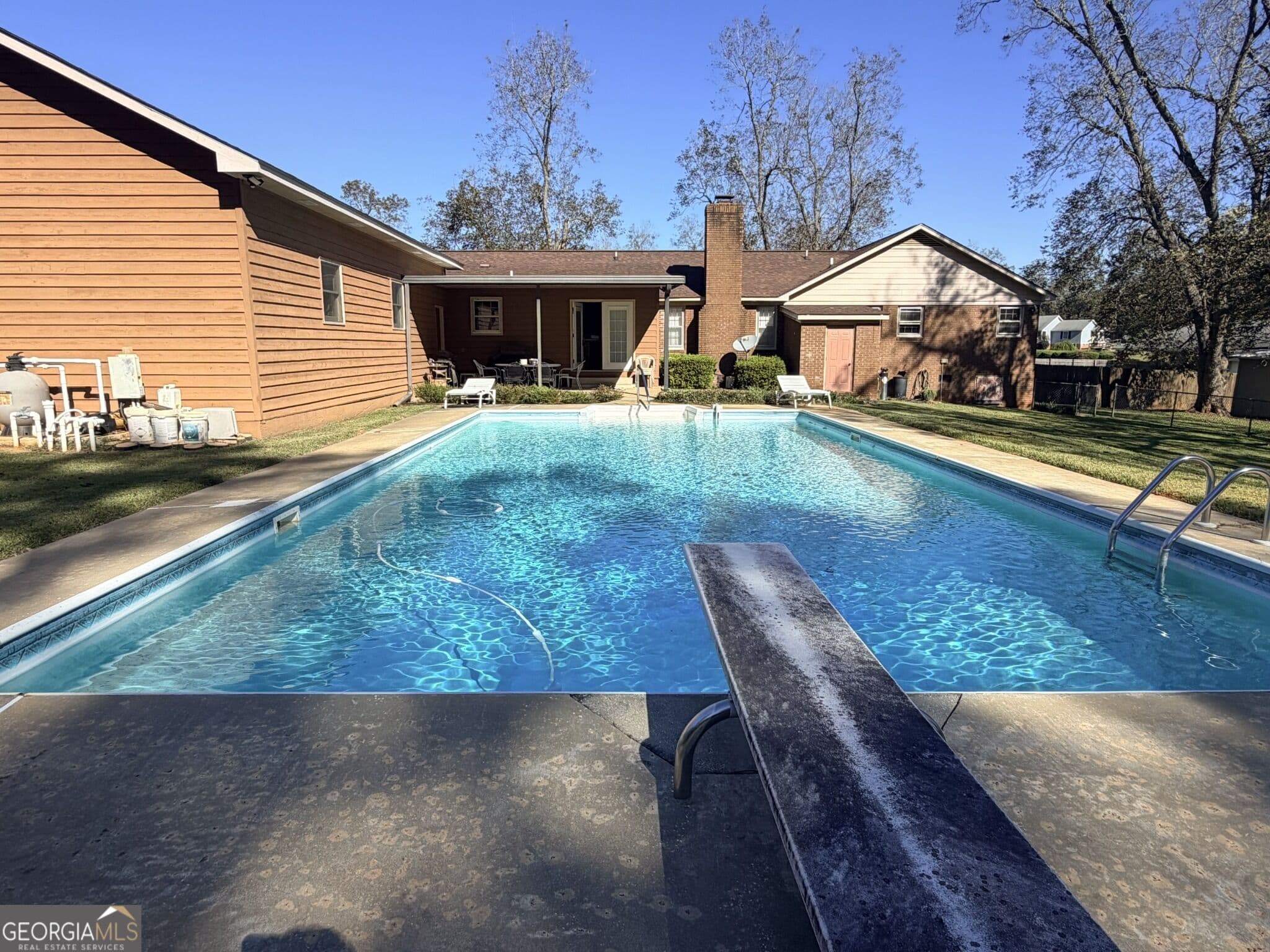 5 bedroom, 3 bathroom, 2,750 sq ft single family residence for sale at 168 Berkeley Road, Albany, GA 31721 — photo 4