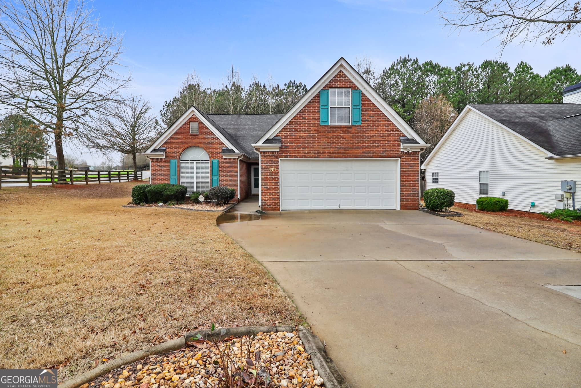 4 bedroom, 2 bathroom, 1,767 sq ft single family residence for rent at 171 Riva Ridge Lane, Newnan, GA 30263 for $2,300 a month — photo 1 of 44