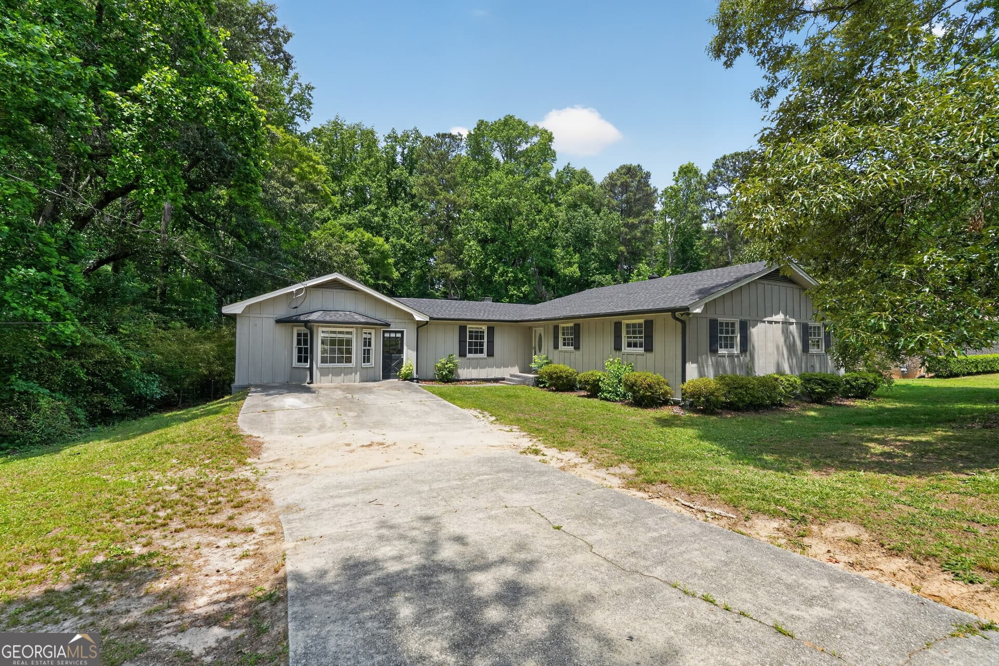 3 bedroom, 2 bathroom, 1,544 sq ft single family residence sold at 1991 North Road, Snellville, GA 30078