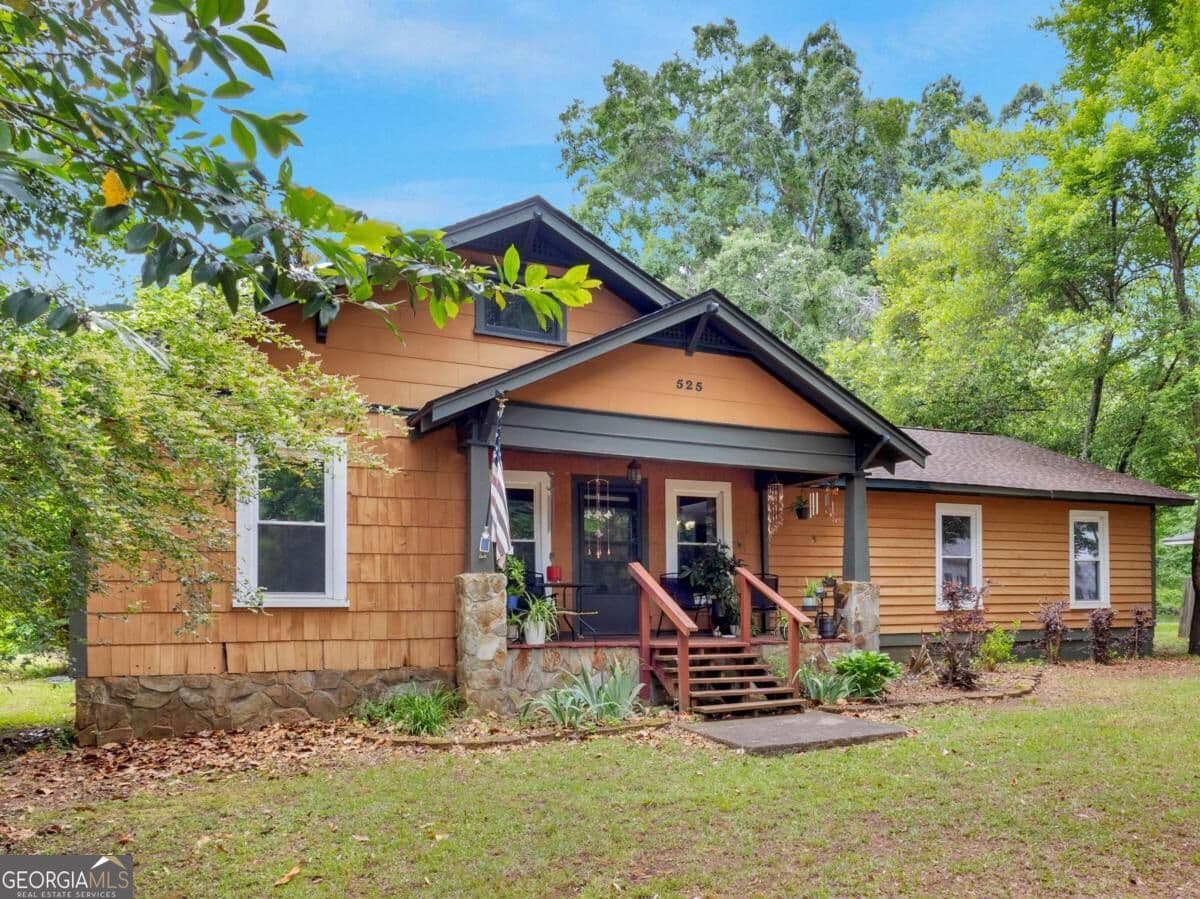 3 bedroom, 2 bathroom, 1,824 sq ft single family residence for sale at 525 Norwood Street, Culloden, GA 31016