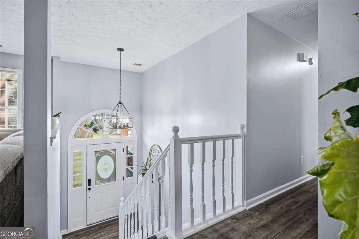 5 bedroom, 3 bathroom, 2,209 sq ft single family residence for sale at 326 Golden Rod Lane, Auburn, GA 30011 — photo 5