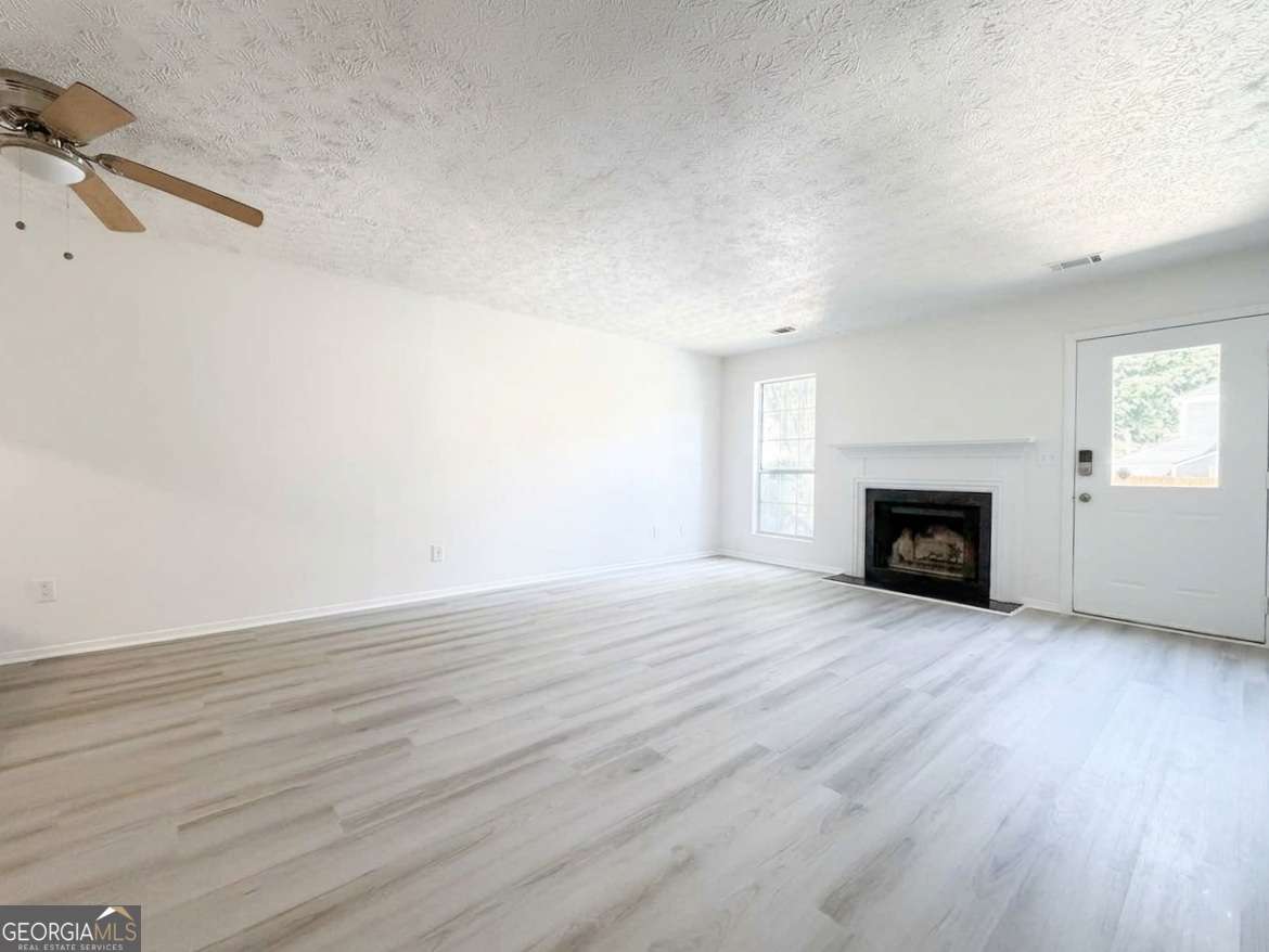 2 bedroom, 2 bathroom, 1,120 sq ft townhouse for sale at 6624 Wellington Square, Norcross, GA 30093 — photo 9