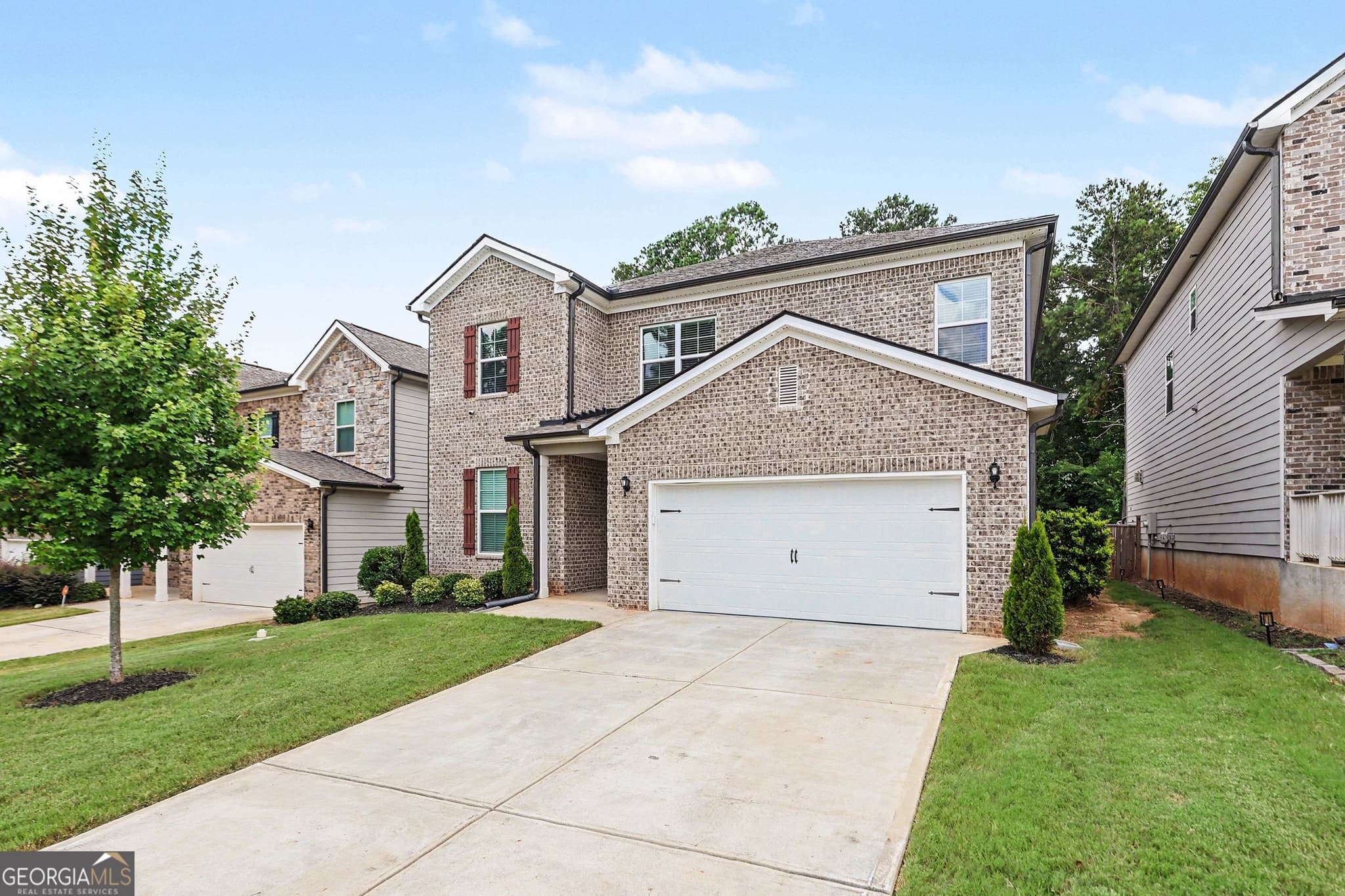 4 bedroom, 3 bathroom, 3,012 sq ft single family residence for rent at 170 Glen Abbey Circle, Fairburn, GA 30213 for $2,800 a month — photo 3