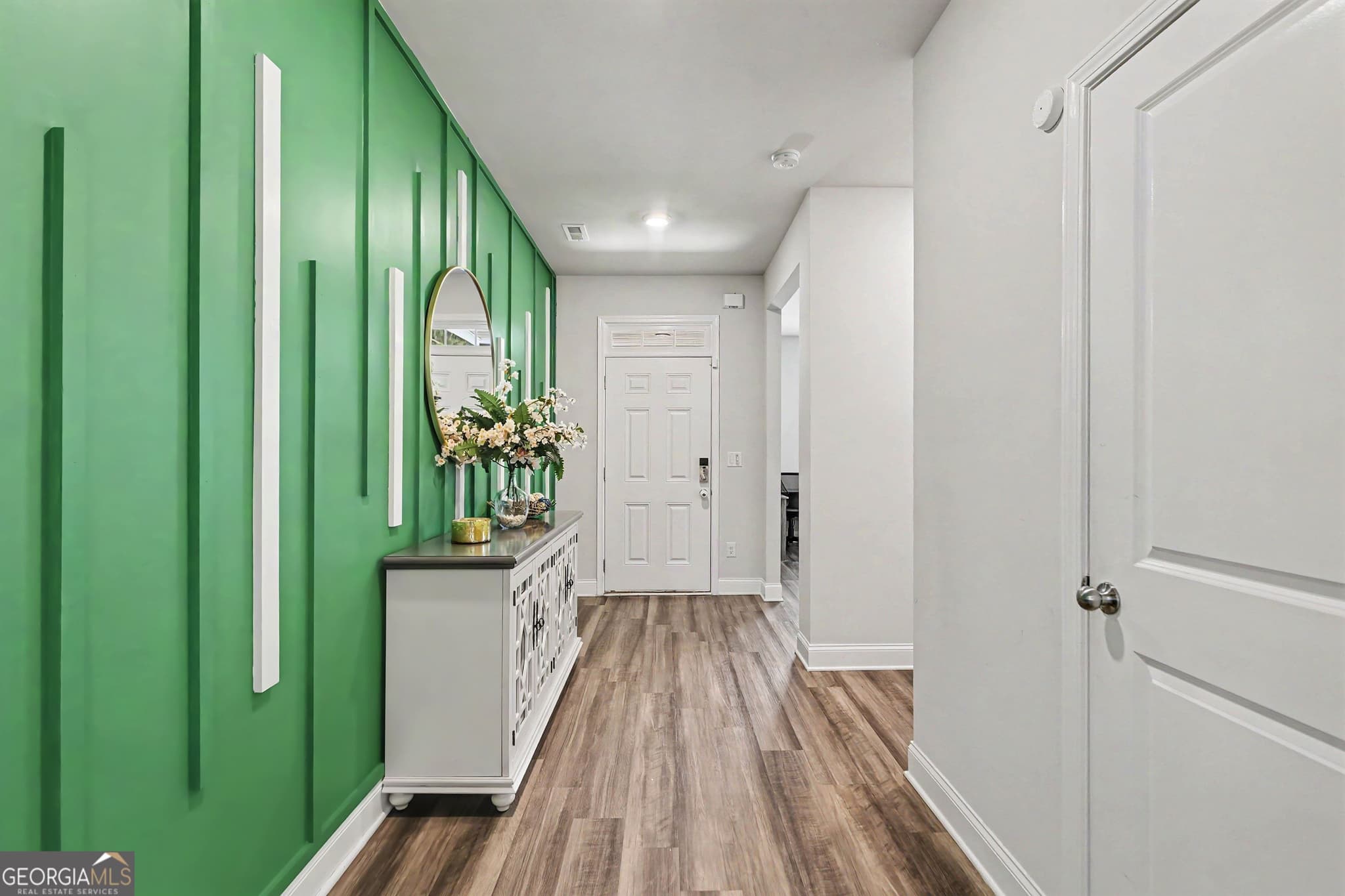 4 bedroom, 3 bathroom, 3,012 sq ft single family residence for rent at 170 Glen Abbey Circle, Fairburn, GA 30213 for $2,800 a month — photo 4