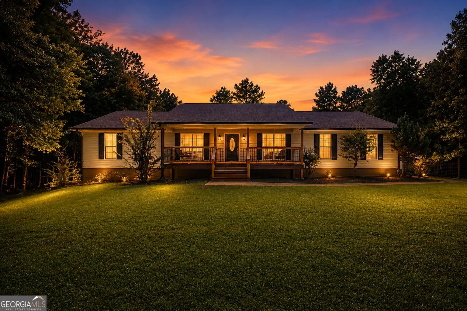3 bedroom, 2 bathroom, 2,186 sq ft single family residence for sale at 2182 Leguin Mill Road, Locust Grove, GA 30248 — photo 1 of 47