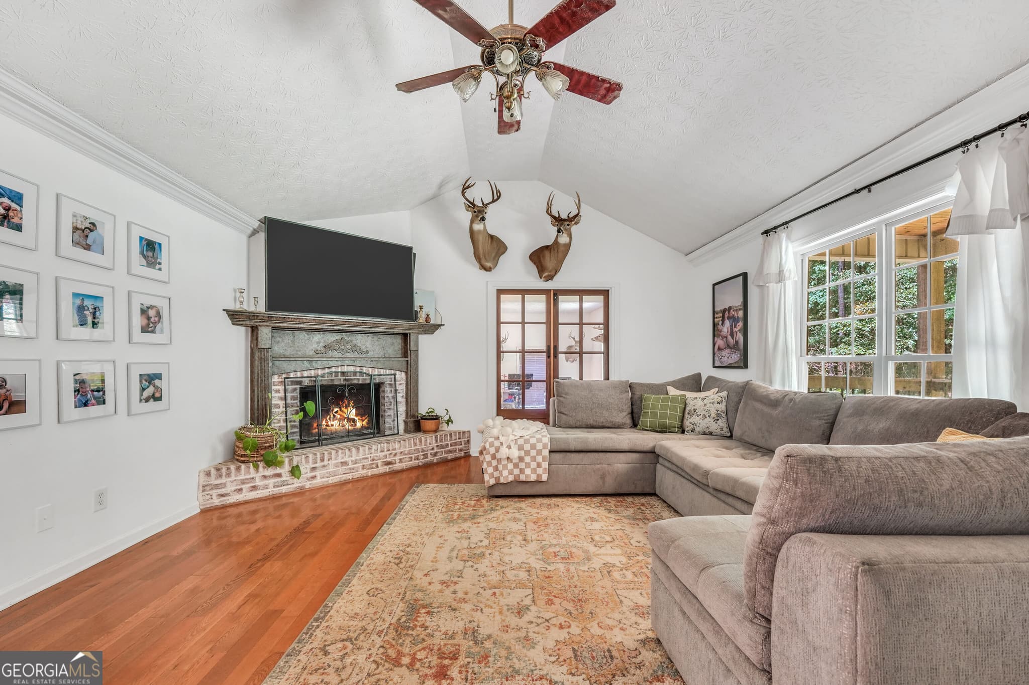 3 bedroom, 2 bathroom, 2,186 sq ft single family residence for sale at 2182 Leguin Mill Road, Locust Grove, GA 30248 — photo 8