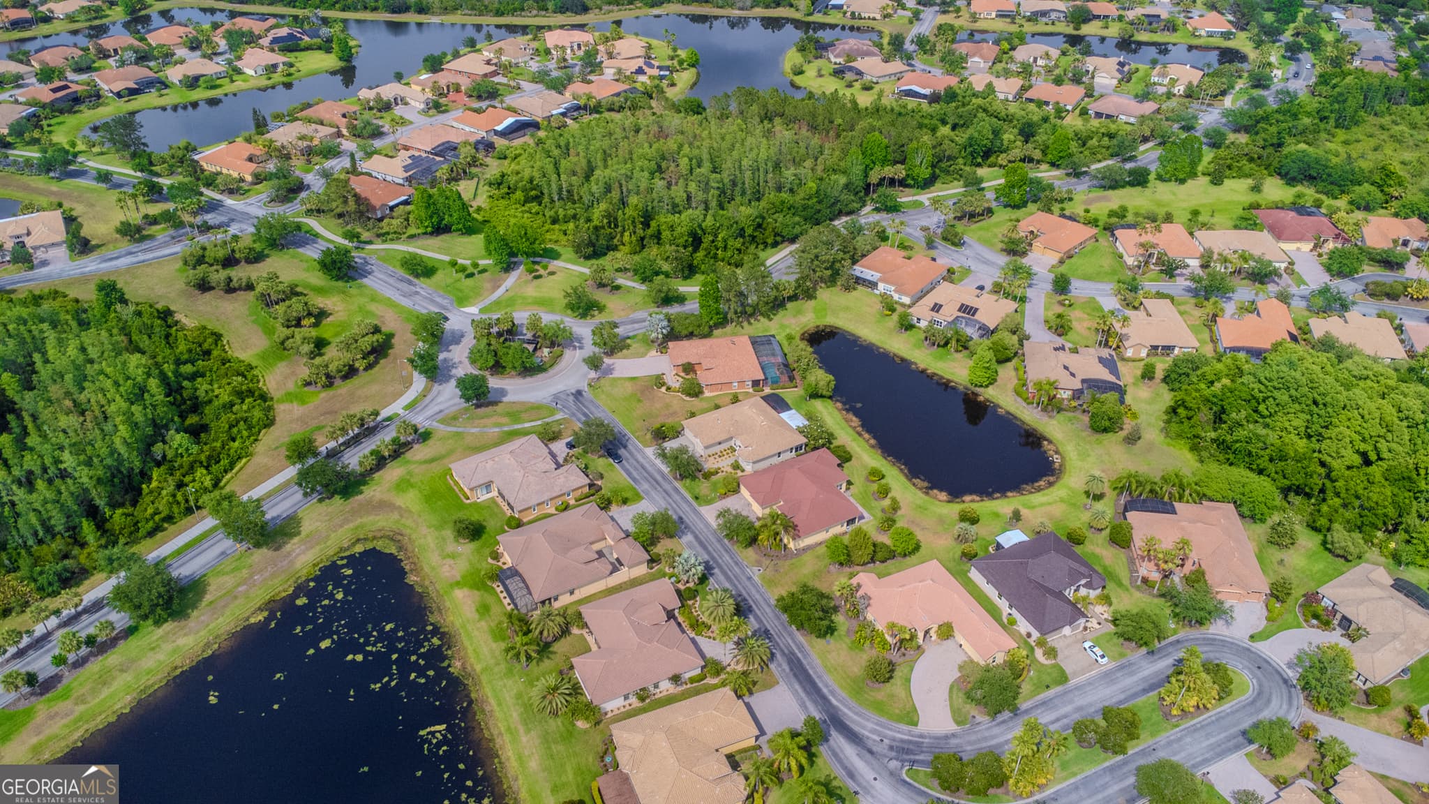 3 bedroom, 2.5 bathroom, 2,441 sq ft single family residence for sale at 537 Montage Lane, Kissimmee, FL 34759 — photo 6