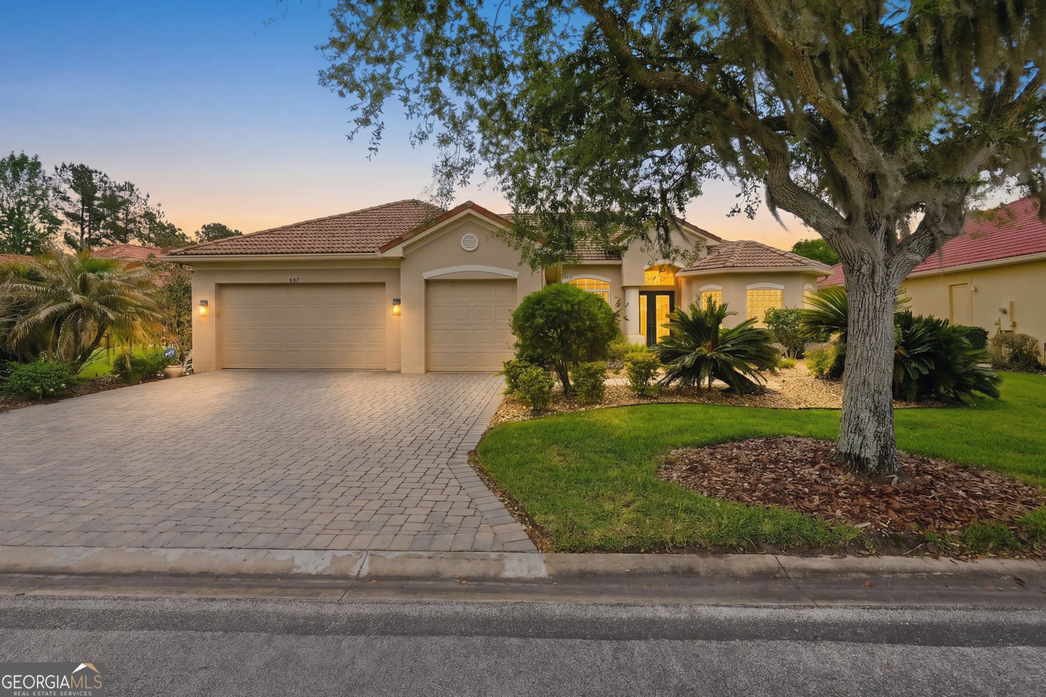 3 bedroom, 2.5 bathroom, 2,441 sq ft single family residence for sale at 537 Montage Lane, Kissimmee, FL 34759 — photo 1 of 53
