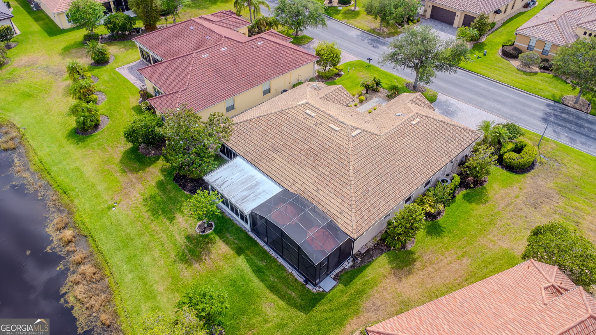 3 bedroom, 2.5 bathroom, 2,441 sq ft single family residence for sale at 537 Montage Lane, Kissimmee, FL 34759 — photo 4