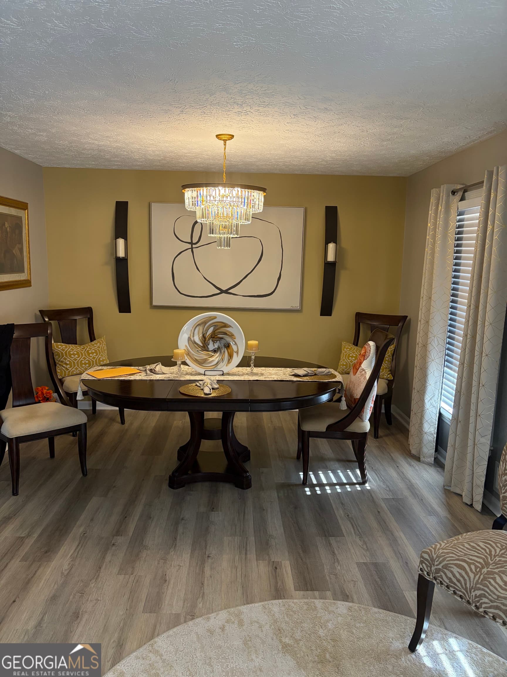 3 bedroom, 2 bathroom, 1,668 sq ft single family residence for sale at 1056 Waterside Drive, Conyers, GA 30013 — photo 3