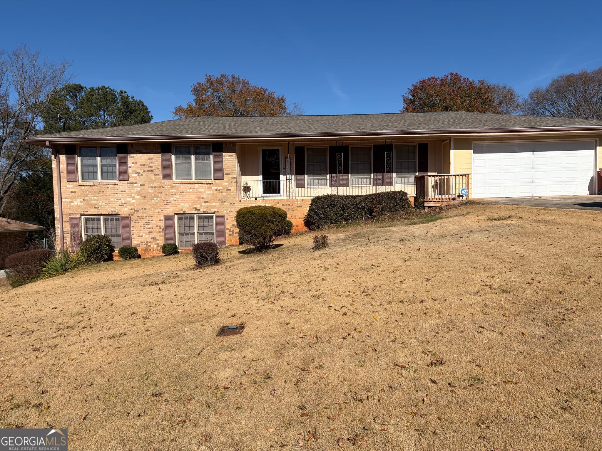 3 bedroom, 2 bathroom, 1,668 sq ft single family residence for sale at 1056 Waterside Drive, Conyers, GA 30013