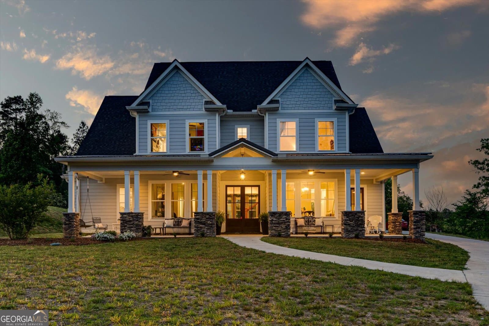 6 bedroom, 5.5 bathroom, 4,200 sq ft single family residence for sale at 200 Waters Drive, Ringgold, GA 30736 — photo 1 of 81