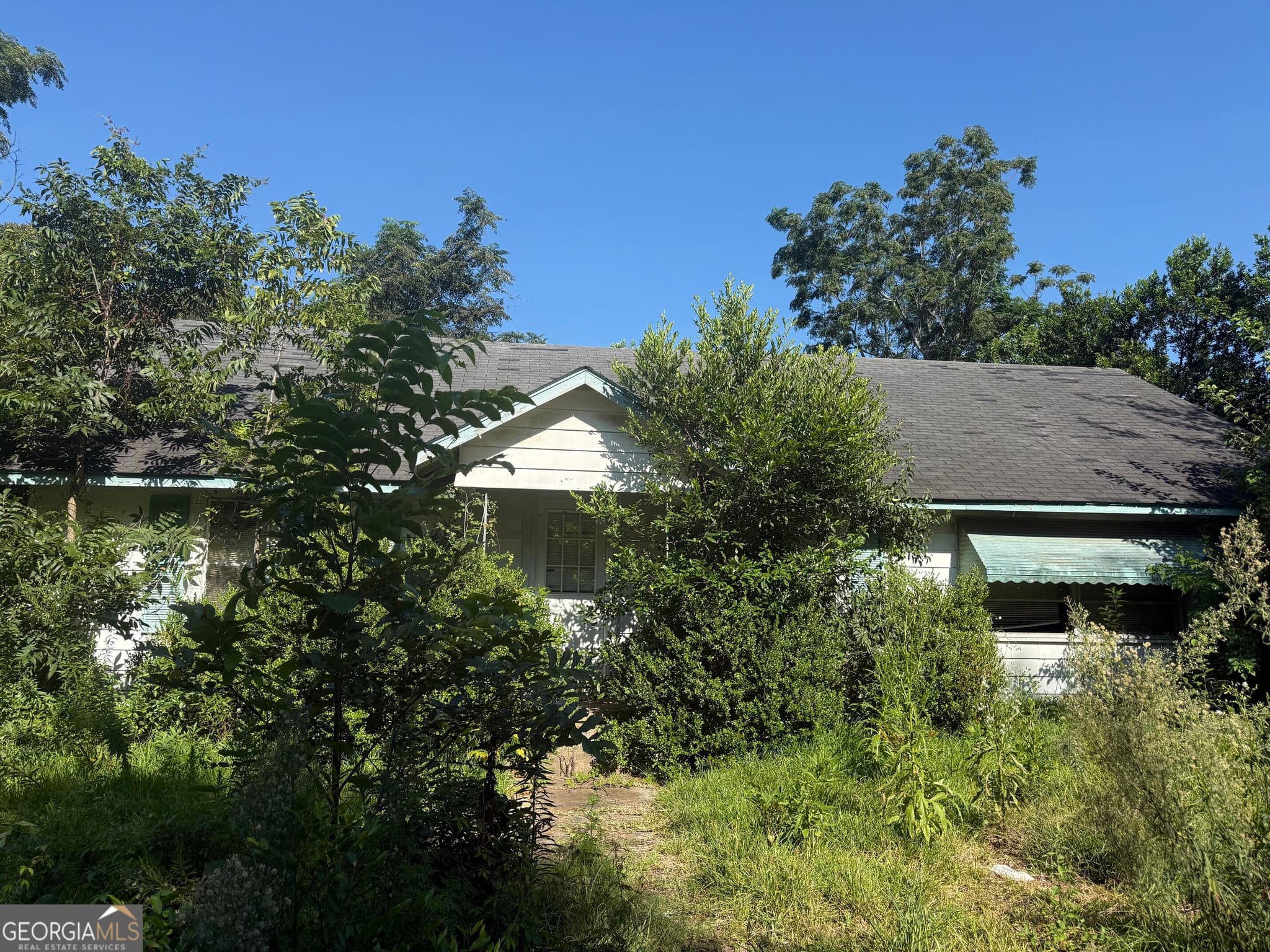 3 bedroom, 1 bathroom, 1,344 sq ft single family residence for sale at 161 Clark Street, Fitzgerald, GA 31750