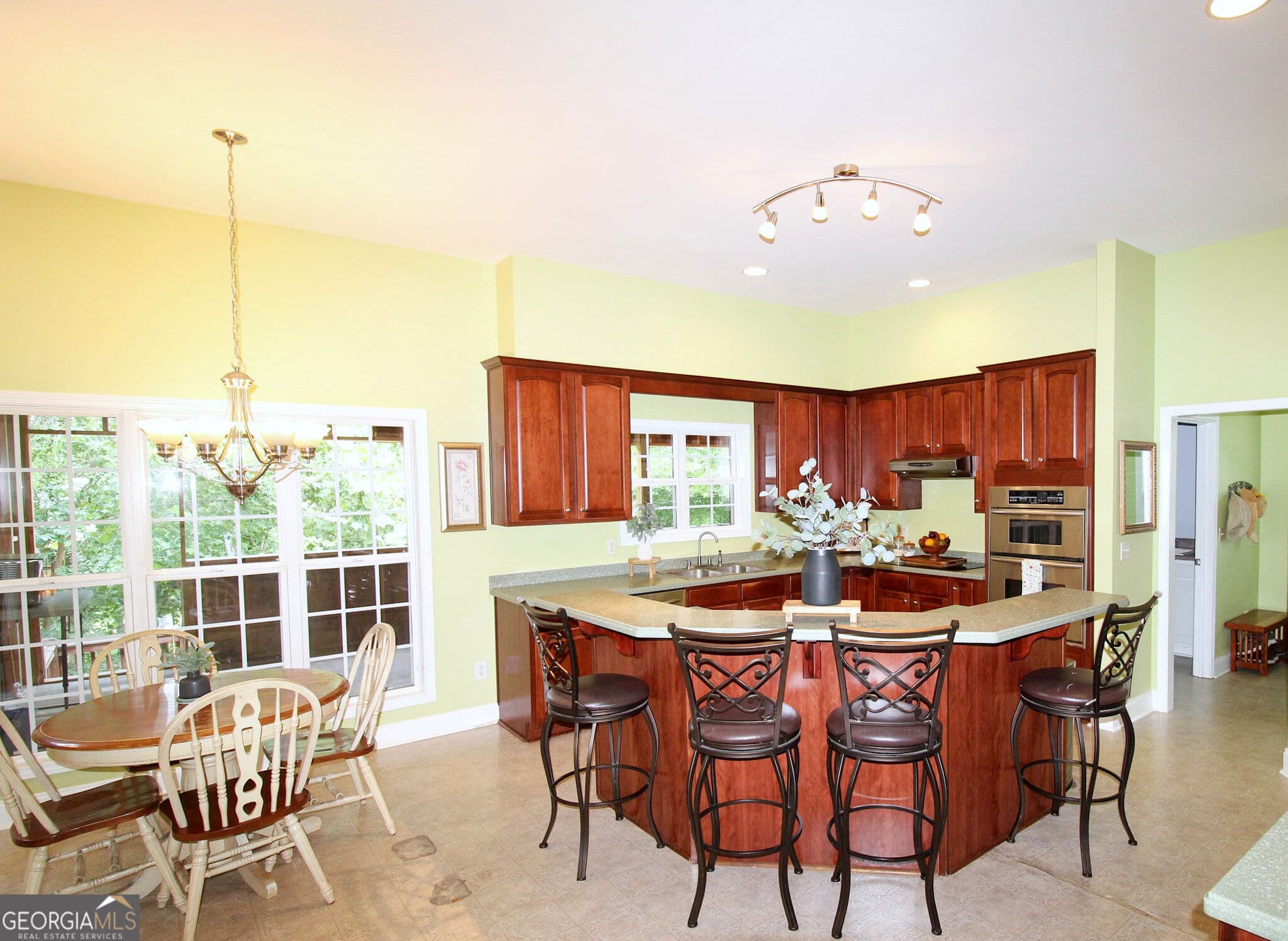5 bedroom, 4 bathroom, 3,633 sq ft single family residence for sale at 12216 Edgewater Drive, Hampton, GA 30228 — photo 8