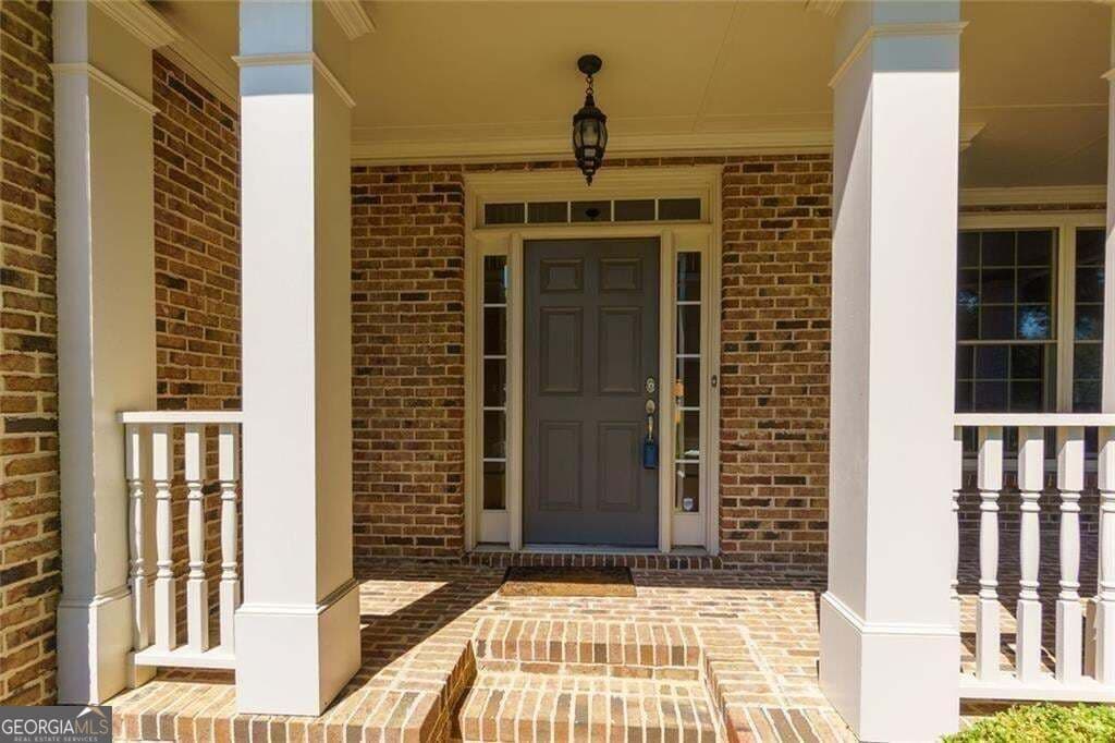 5 bedroom, 3.5 bathroom, 4,242 sq ft single family residence for sale at 140 Waterstone Pointe, Acworth, GA 30101 — photo 5