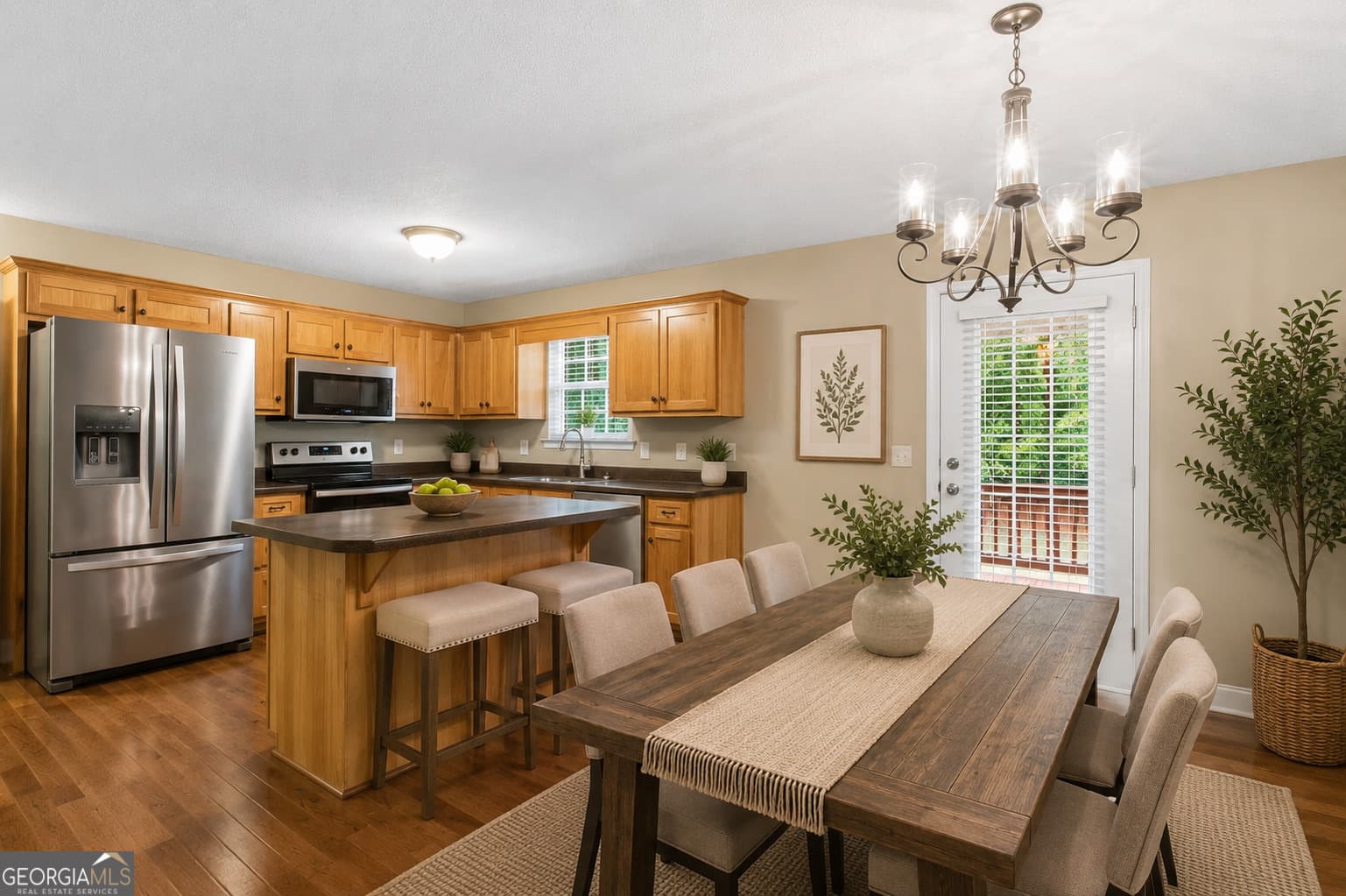 4 bedroom, 2.5 bathroom, 2,345 sq ft single family residence for sale at 627 Trestle Ridge Road, Toccoa, GA 30577 — photo 6