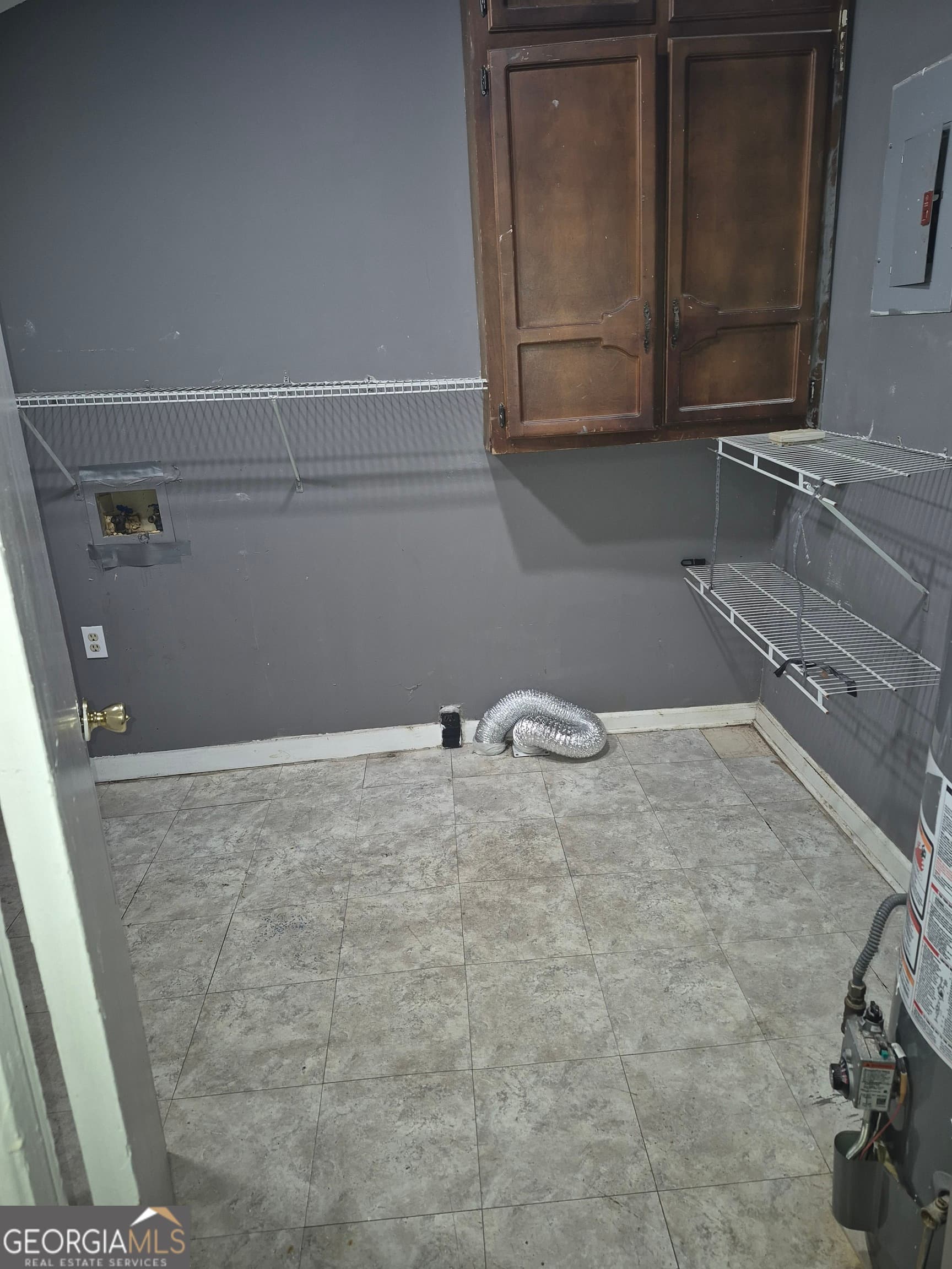 1 bedroom, 1 bathroom, 775 sq ft duplex for rent at 1113 19th Street UNIT A, Columbus, GA 31901 for $675 a month — photo 9