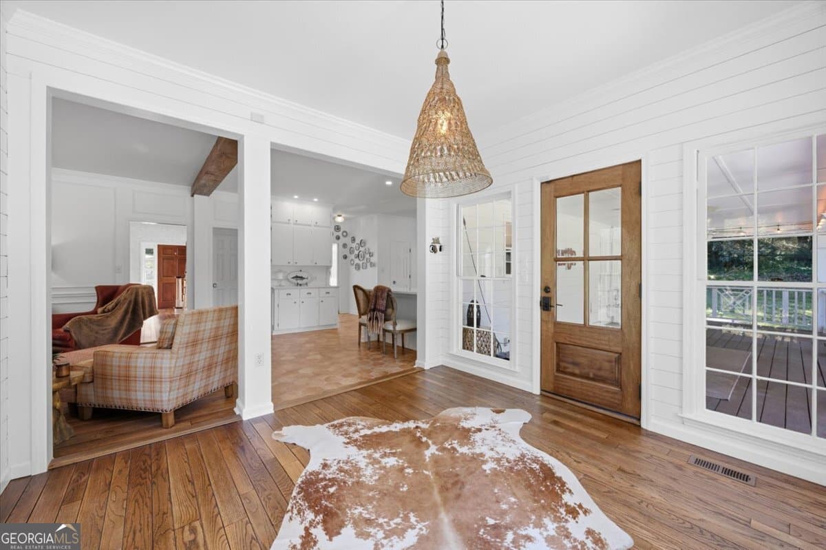 3 bedroom, 2.5 bathroom, 2,788 sq ft single family residence for sale at 3687 Overlook Drive, Macon, GA 31204 — photo 3