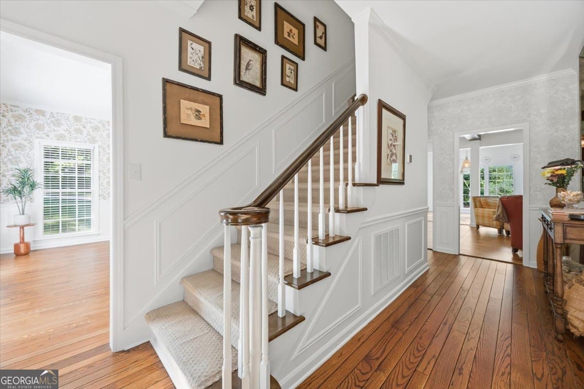 3 bedroom, 2.5 bathroom, 2,788 sq ft single family residence for sale at 3687 Overlook Drive, Macon, GA 31204 — photo 4