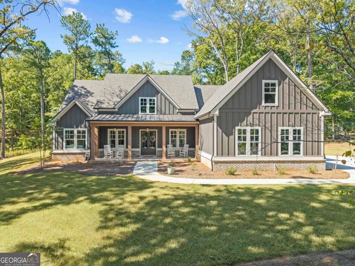 4 bedroom, 3.5 bathroom, 3,561 sq ft single family residence for sale at 1011 Peachtree Court, Greensboro, GA 30642 — photo 1 of 56
