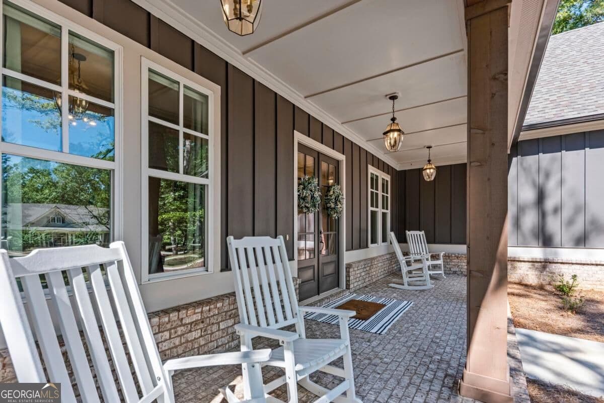 4 bedroom, 3.5 bathroom, 3,561 sq ft single family residence for sale at 1011 Peachtree Court, Greensboro, GA 30642 — photo 5