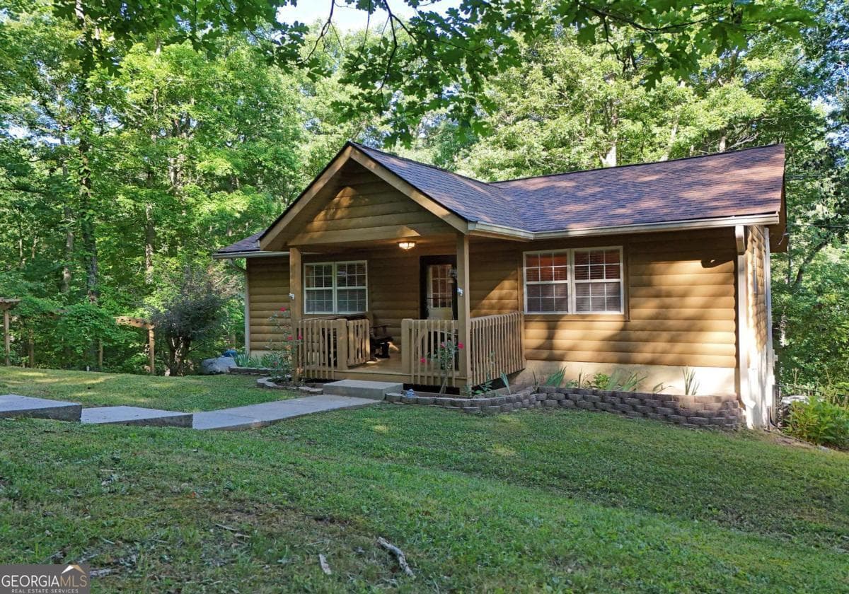2 bedroom, 1 bathroom, 864 sq ft cabin,single family residence for sale at 175 Bell Road, Mineral Bluff, GA 30559 — photo 7