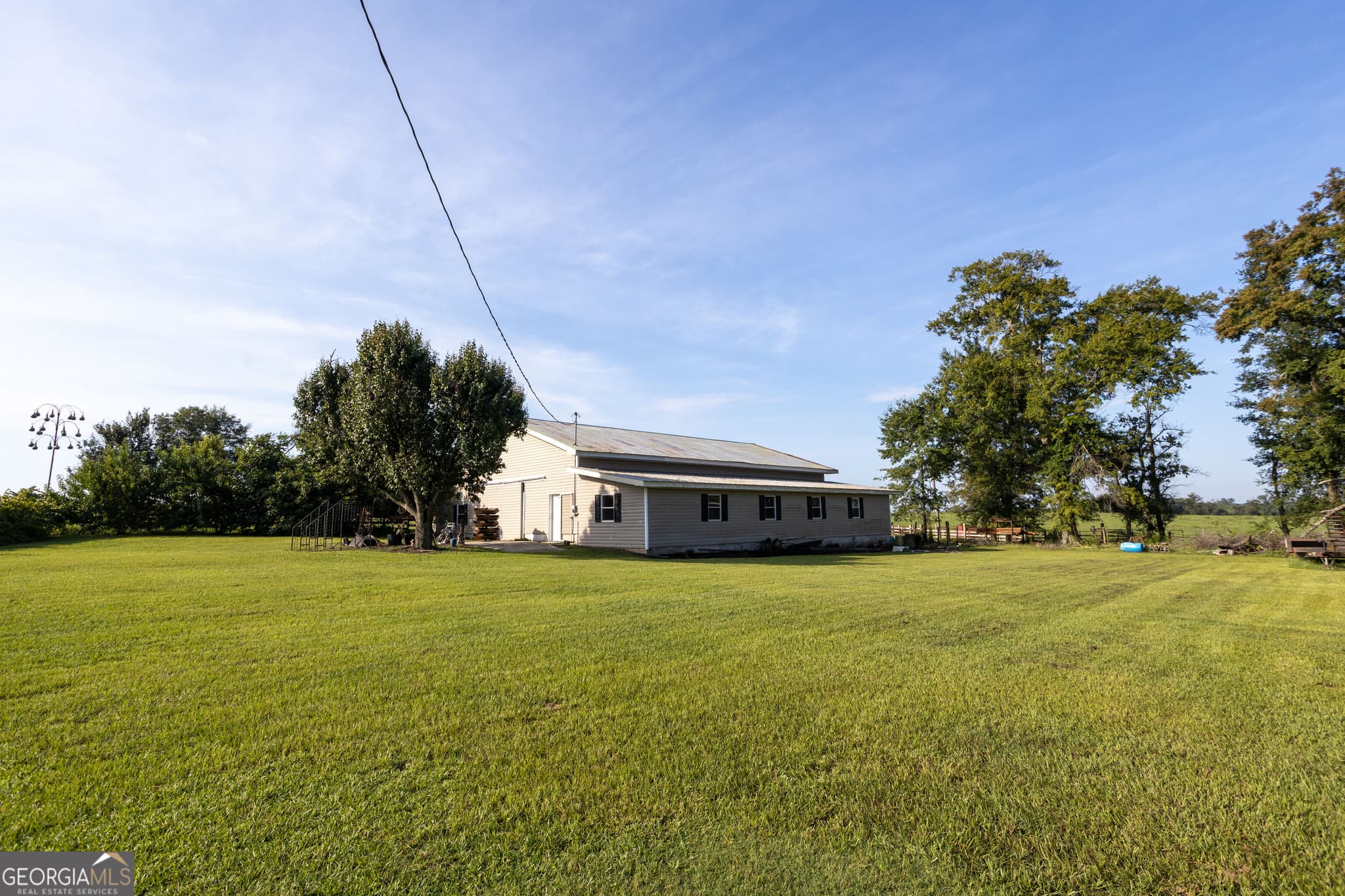 5 bedroom, 3 bathroom, 2,734 sq ft single family residence for sale at 1360 Scarboro Church Road, Twin City, GA 30471 — photo 4