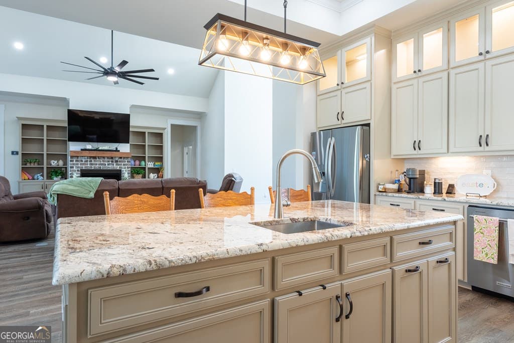 4 bedroom, 4 bathroom, 3,448 sq ft single family residence for sale at 5878 Natures Way, Naylor, GA 31641 — photo 10