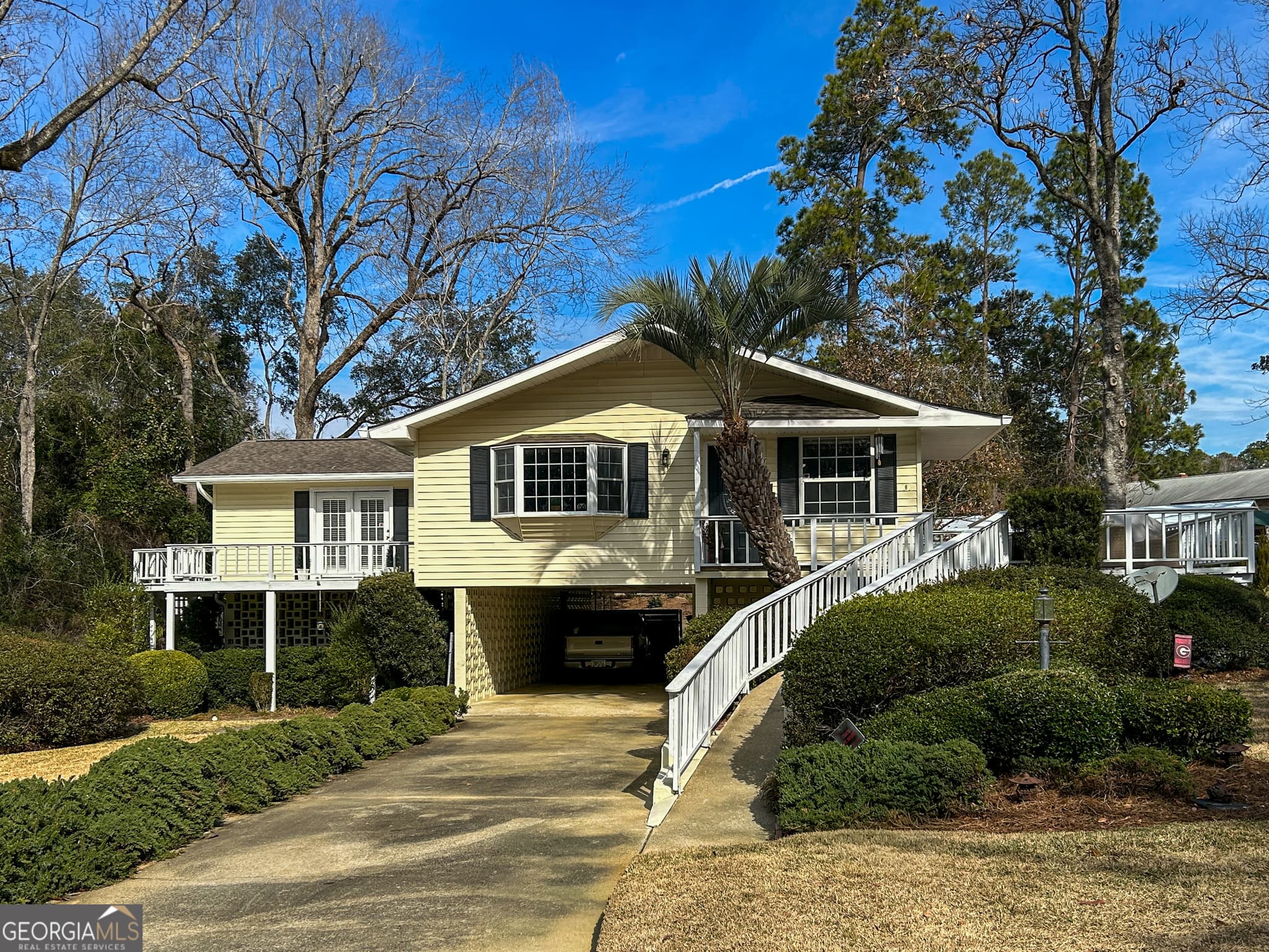4 bedroom, 3.5 bathroom, 2,633 sq ft single family residence sold at 223 N Lake Drive, Sylvania, GA 30467