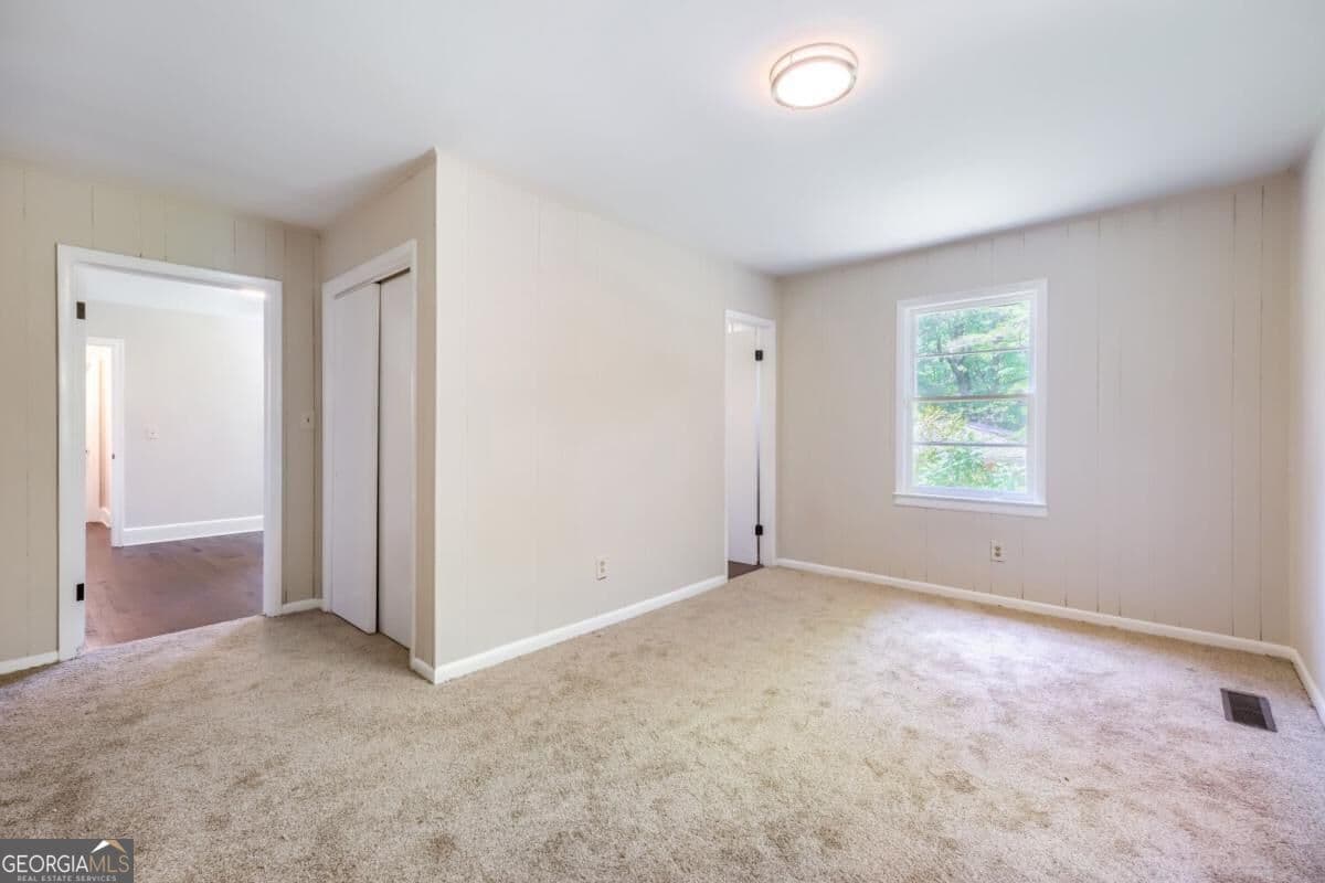 2 bedroom, 2 bathroom, 1,103 sq ft single family residence for sale at 396 Forrest Ridge Drive, Atlanta, GA 30318 — photo 10