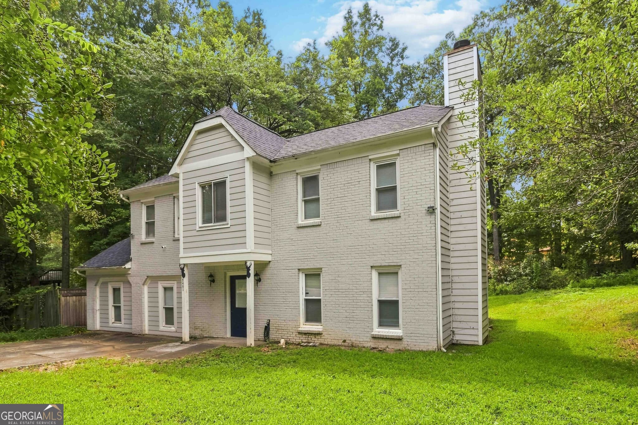 4 bedroom, 2.5 bathroom, 2,217 sq ft single family residence for sale at 5451 Hedgeflower Court, Stone Mountain, GA 30088 — photo 4