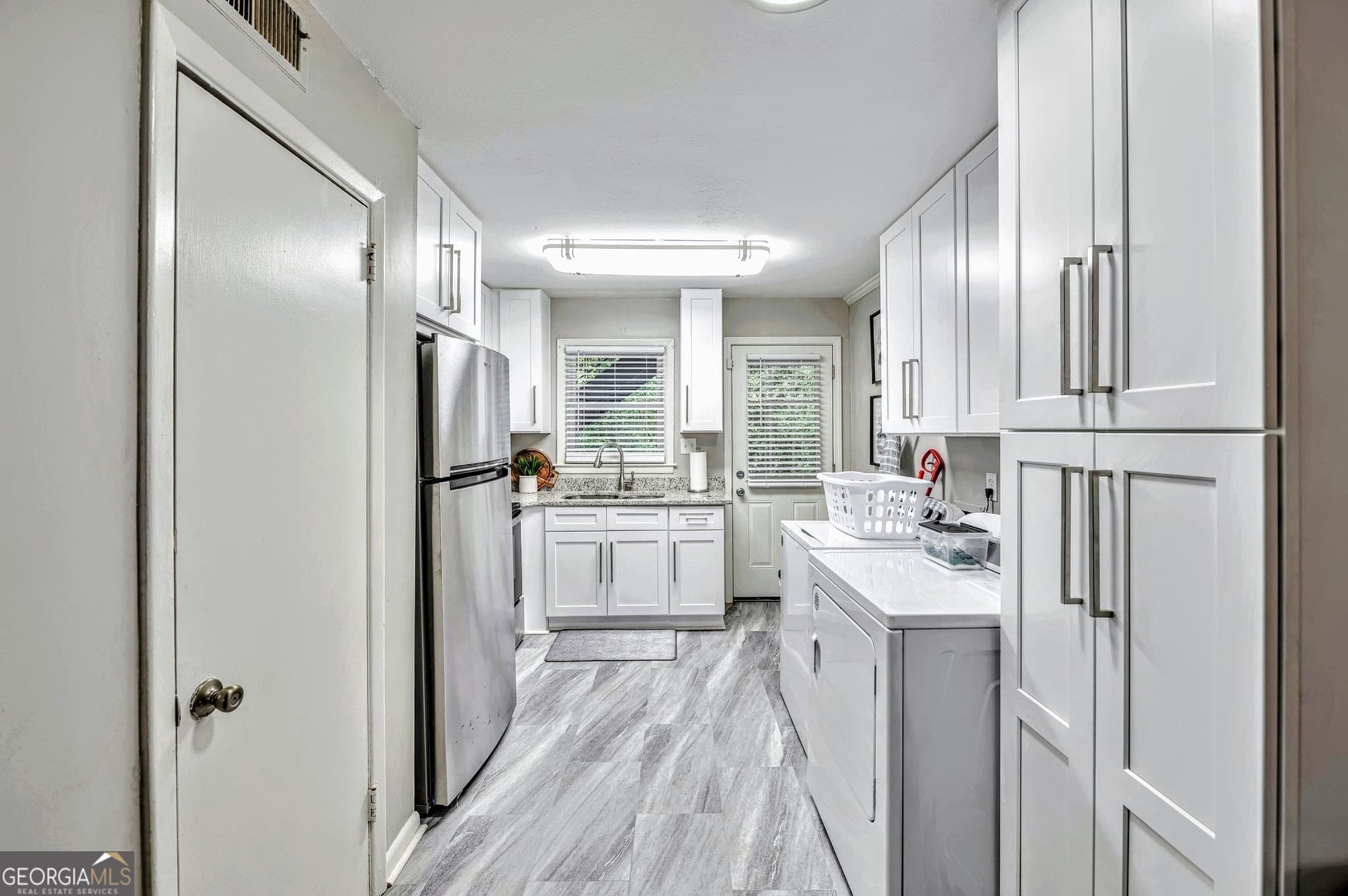 2 bedroom, 1 bathroom, 3,200 sq ft quadruplex for rent at 2858 Rosehill Street APT 5, Austell, GA 30106 for $2,500 a month — photo 9