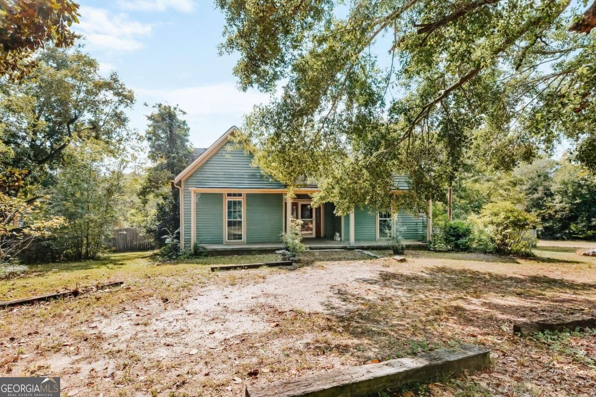 4 bedroom, 2.5 bathroom, 1,676 sq ft single family residence for sale at 135 Dupree Street, Lexington, GA 30648 — photo 6