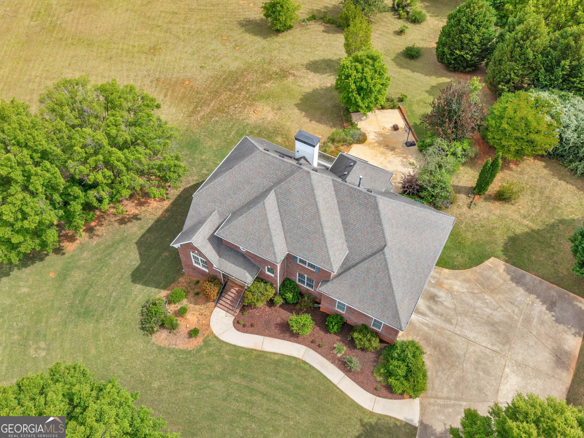 4 bedroom, 4.5 bathroom, 6,250 sq ft single family residence for sale at 1302 Chester Place, Mcdonough, GA 30252 — photo 6