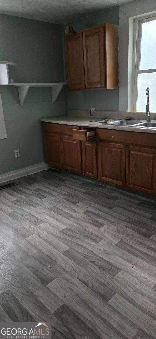 2 bedroom, 1 bathroom, 896 sq ft single family residence for sale at 6556 Bowden Street, Lithia Springs, GA 30122 — photo 5