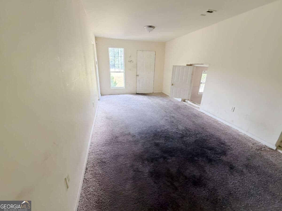 5 bedroom, 2.5 bathroom single family residence for sale at 970 Allgood Road, Marietta, GA 30062 — photo 6
