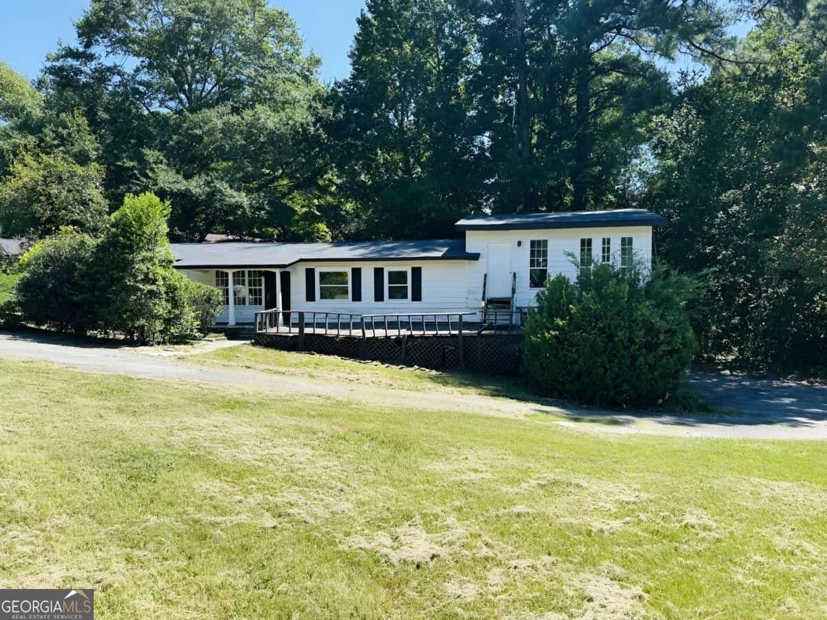 5 bedroom, 2.5 bathroom single family residence for sale at 970 Allgood Road, Marietta, GA 30062 — photo 1 of 31