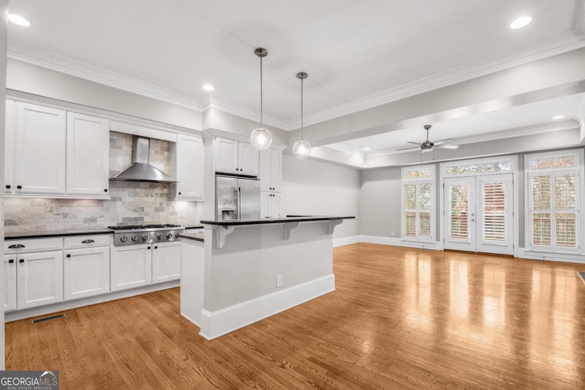 4 bedroom, 3.5 bathroom, 2,068 sq ft townhouse for rent at 250 Mystic Ridge Hill, Sandy Springs, GA 30342 for $4,400 a month — photo 6