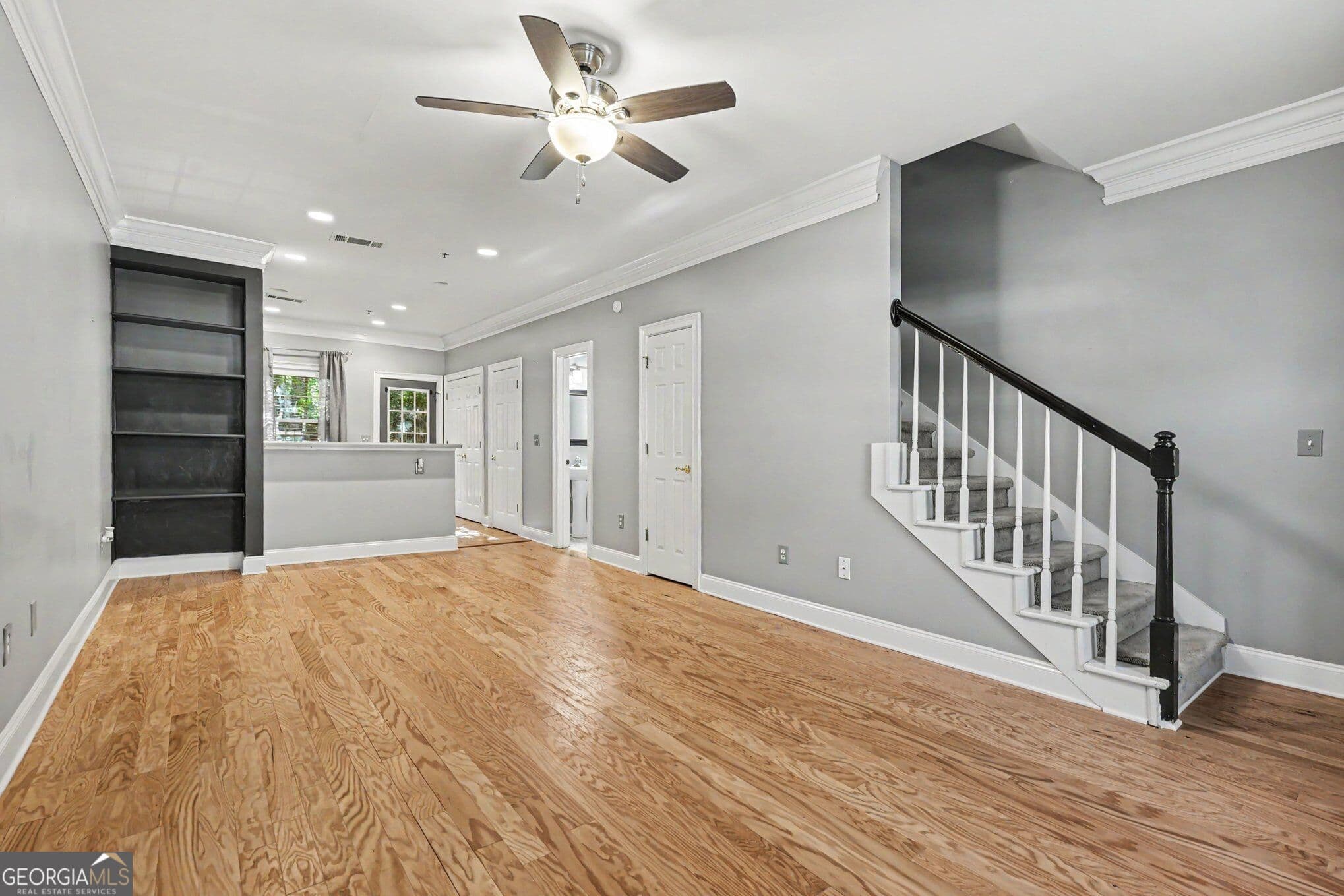 2 bedroom, 2.5 bathroom, 1,200 sq ft condominium for sale at 101 Wood Lake Drive 310, Athens, GA 30606 — photo 3