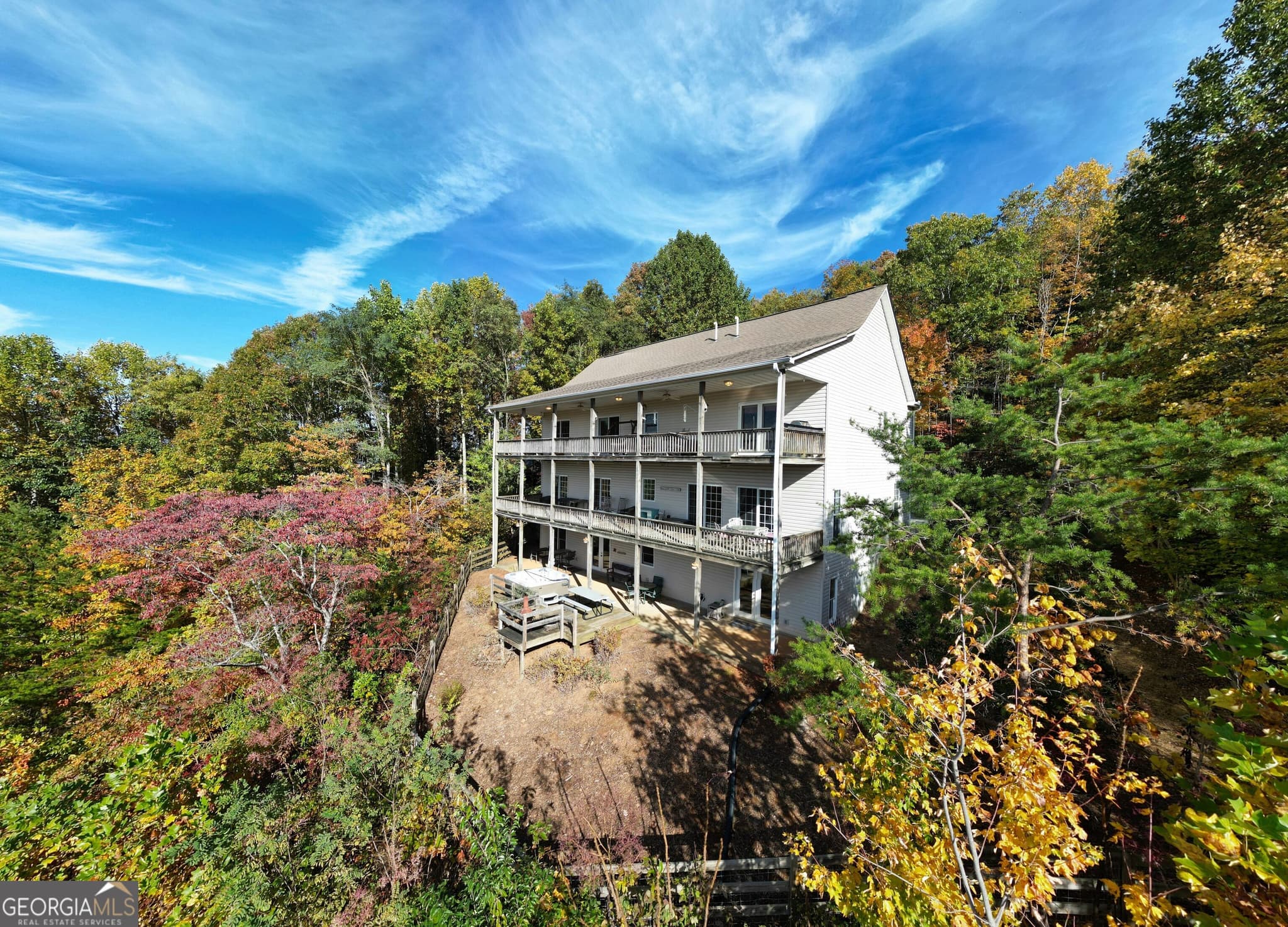 3 bedroom, 4 bathroom single family residence for sale at 883 Ramey Mountain Road, Hiawassee, GA 30546 — photo 2